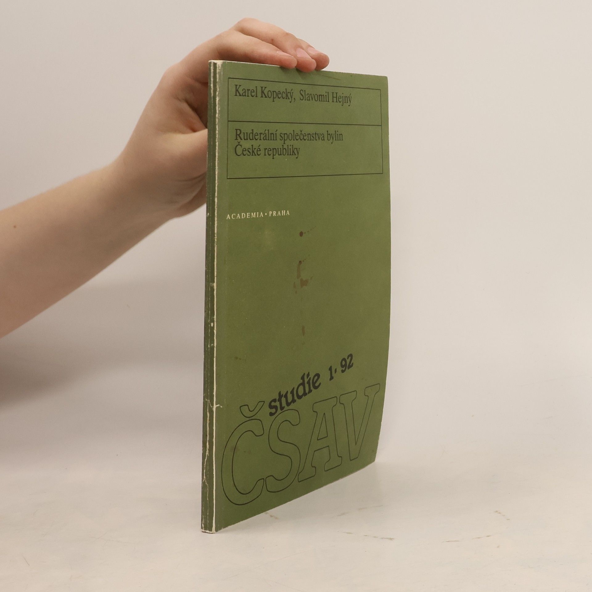 Ruderální společenstva bylin České republiky