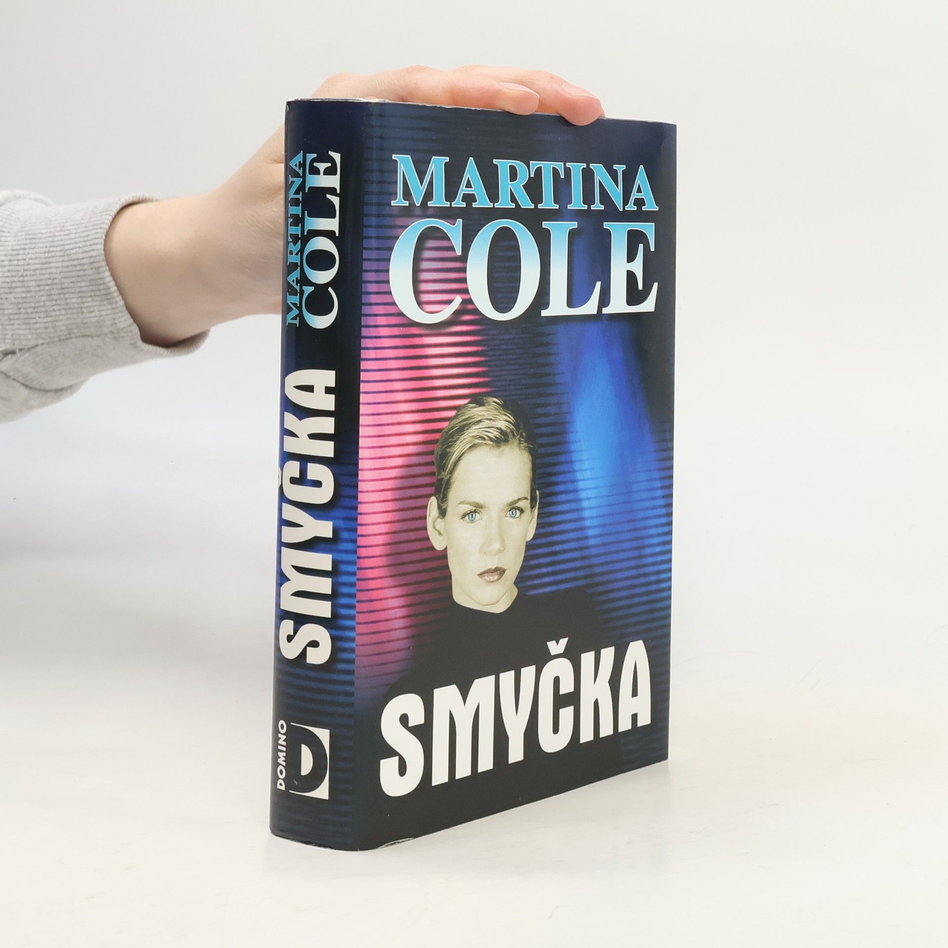 Martina Cole Smyčka