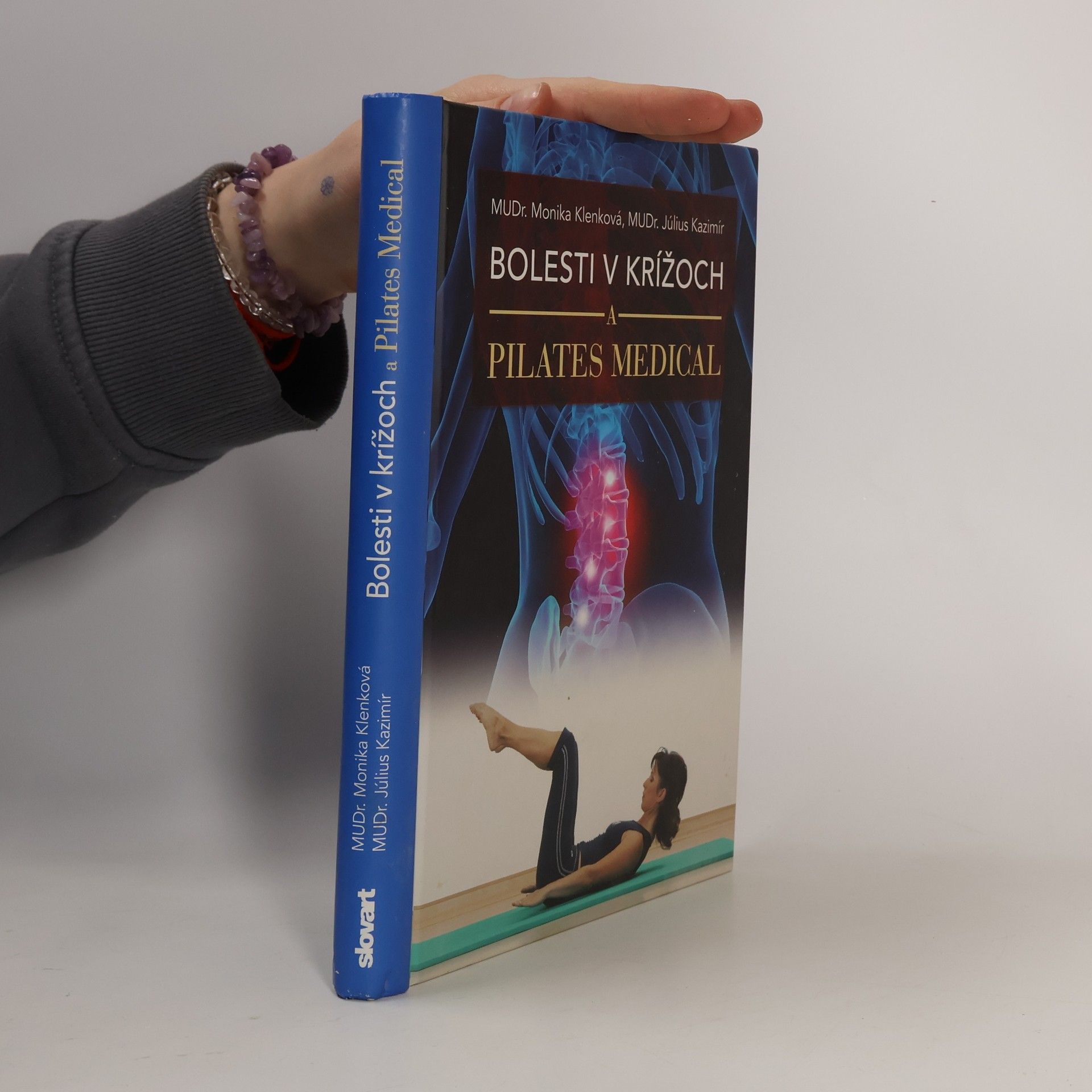 Monika Klenkova Bolesti v krížoch a Pilates medical