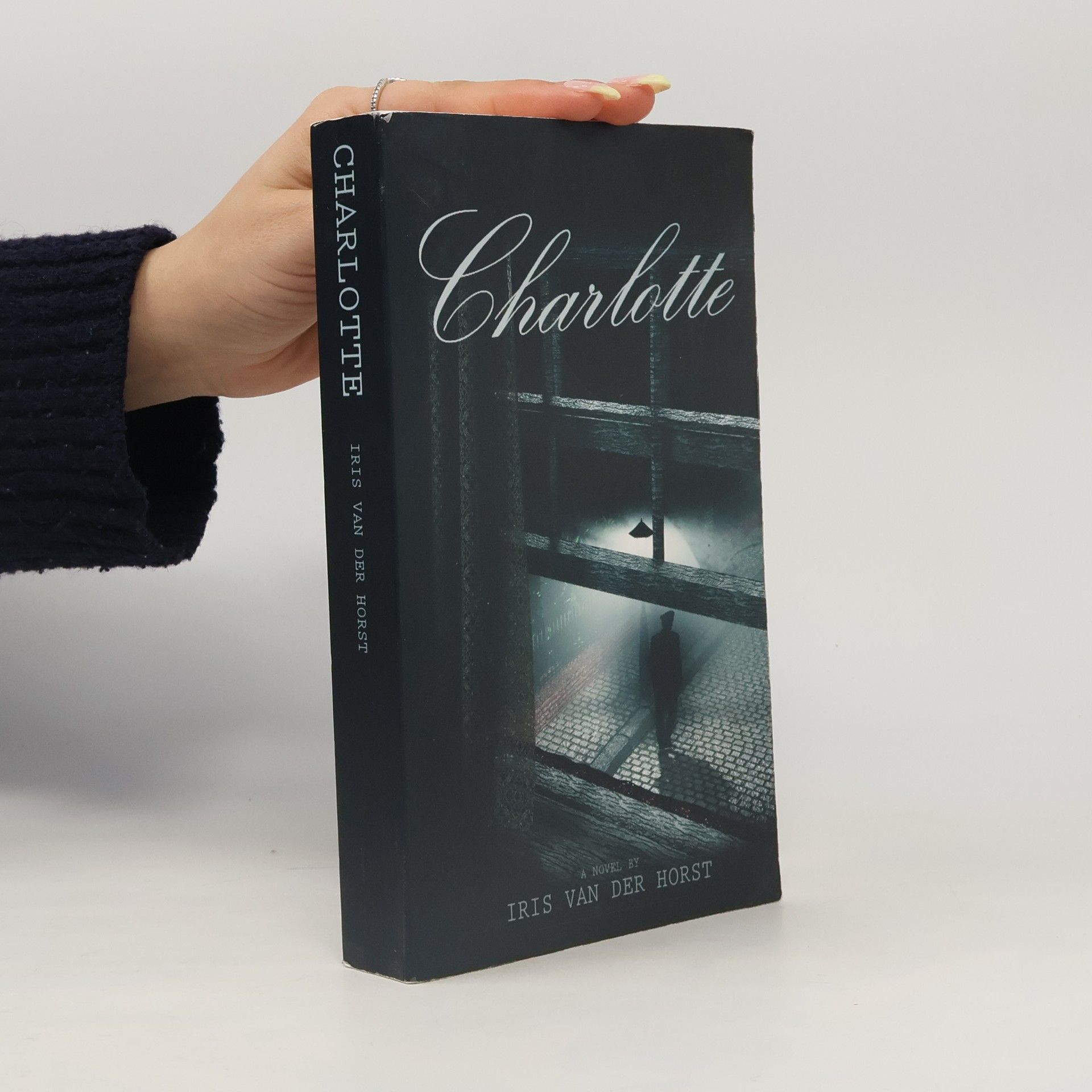 Iris Van Der Horst Charlotte