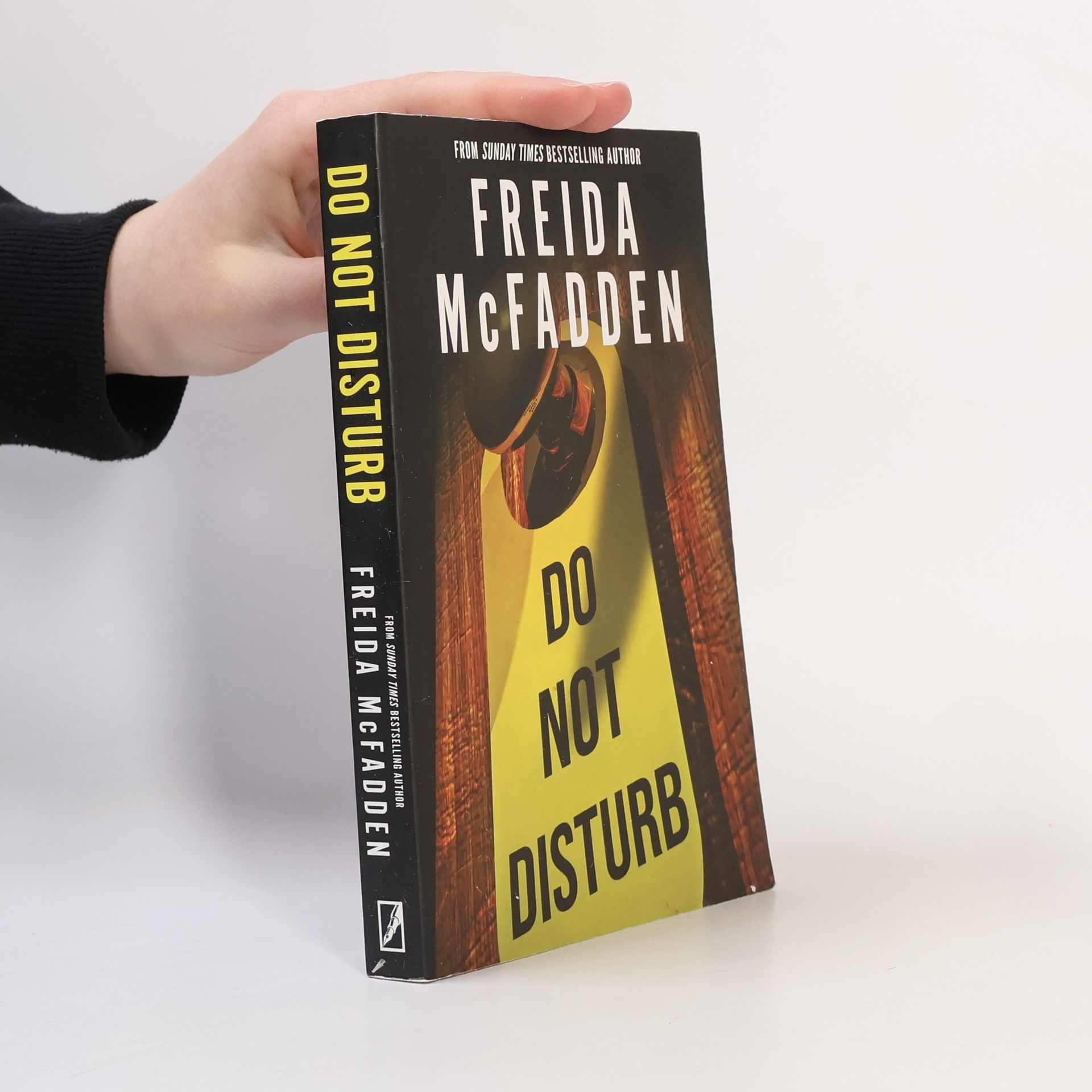 Freida McFadden Do Not Disturb