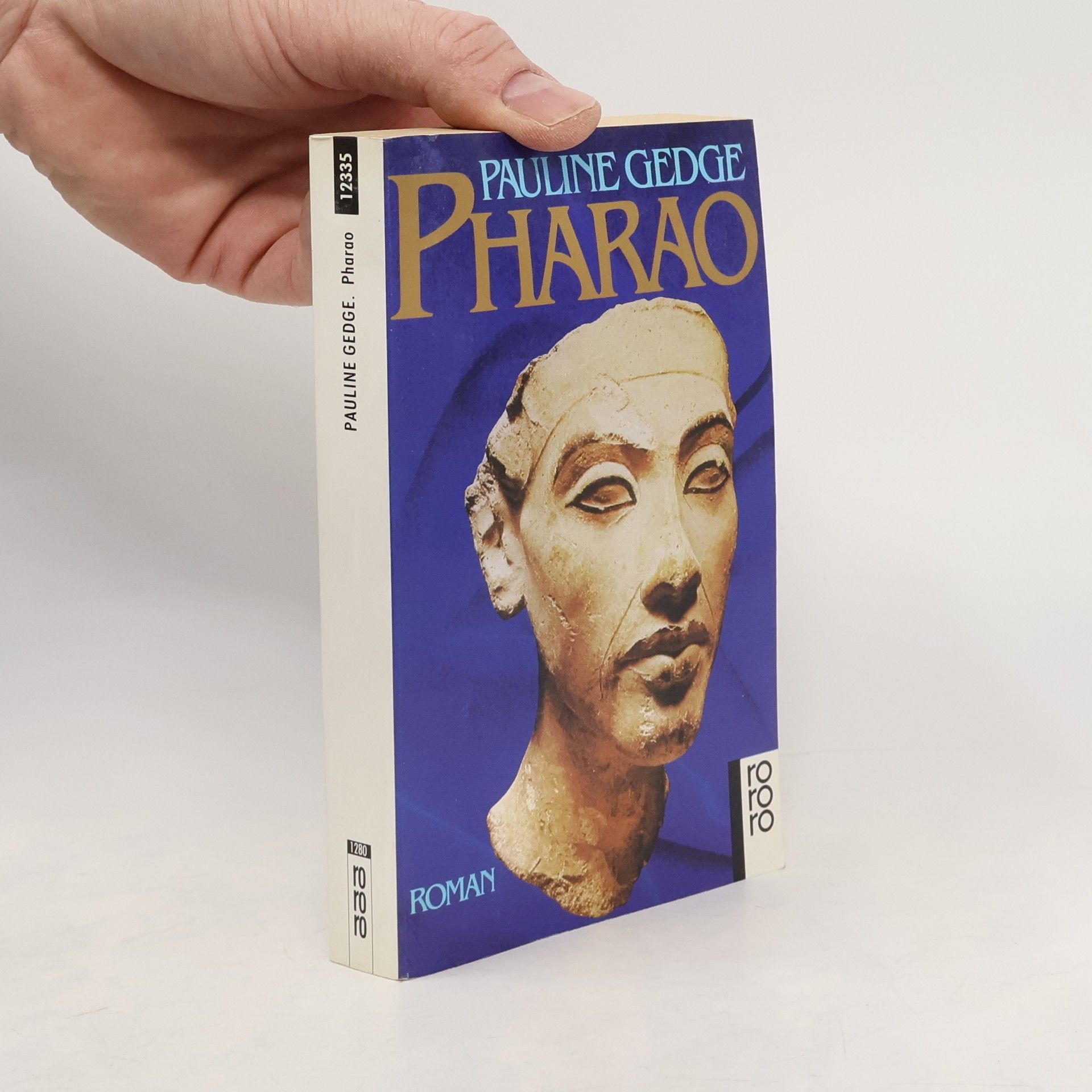 Pauline Gedge Pharao