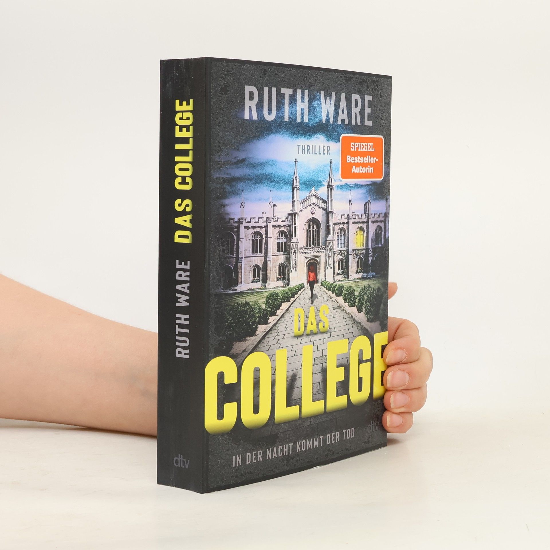 Ruth Ware Das College