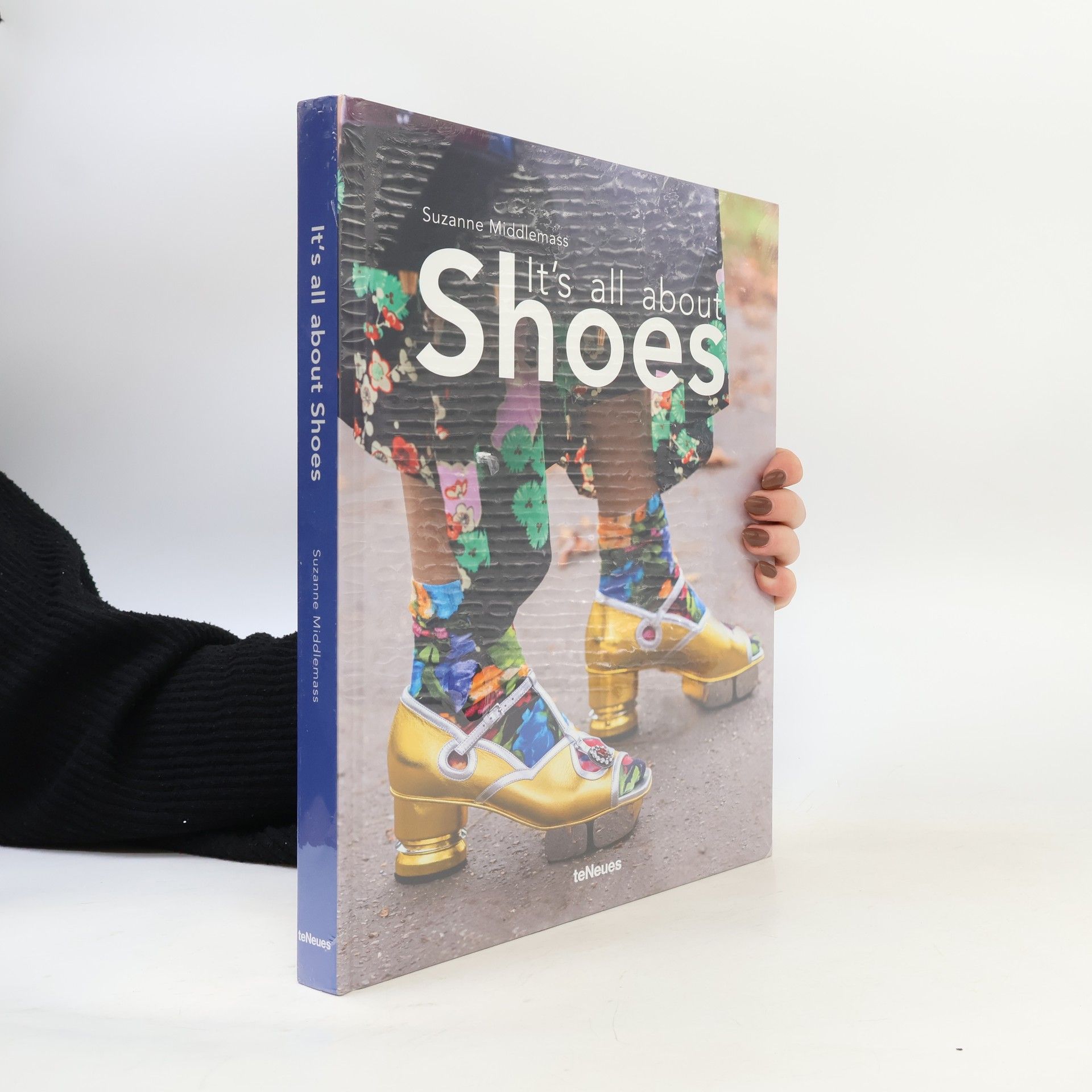 Suzanne Middlemass It's All About Shoes