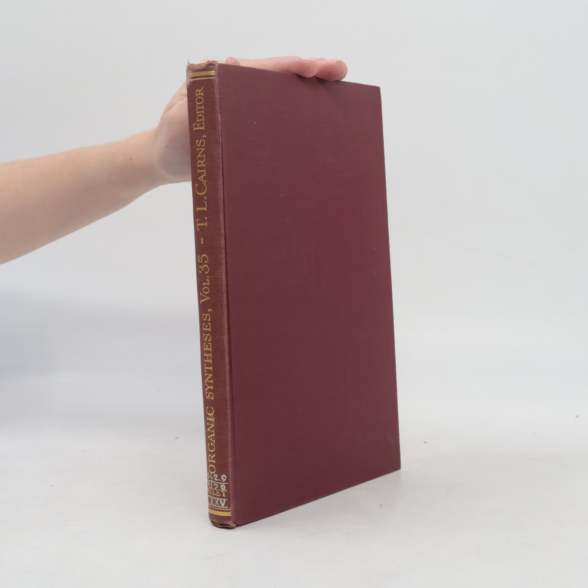 T.L. Cairns. Organic Syntheses. Vol. 35