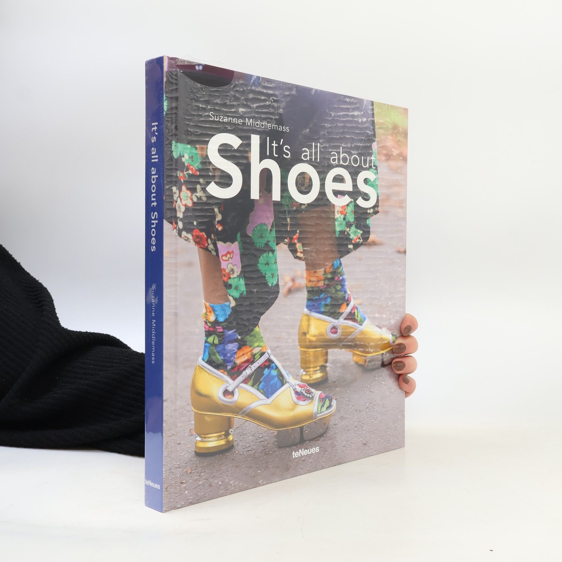 Suzanne Middlemass It's All About Shoes