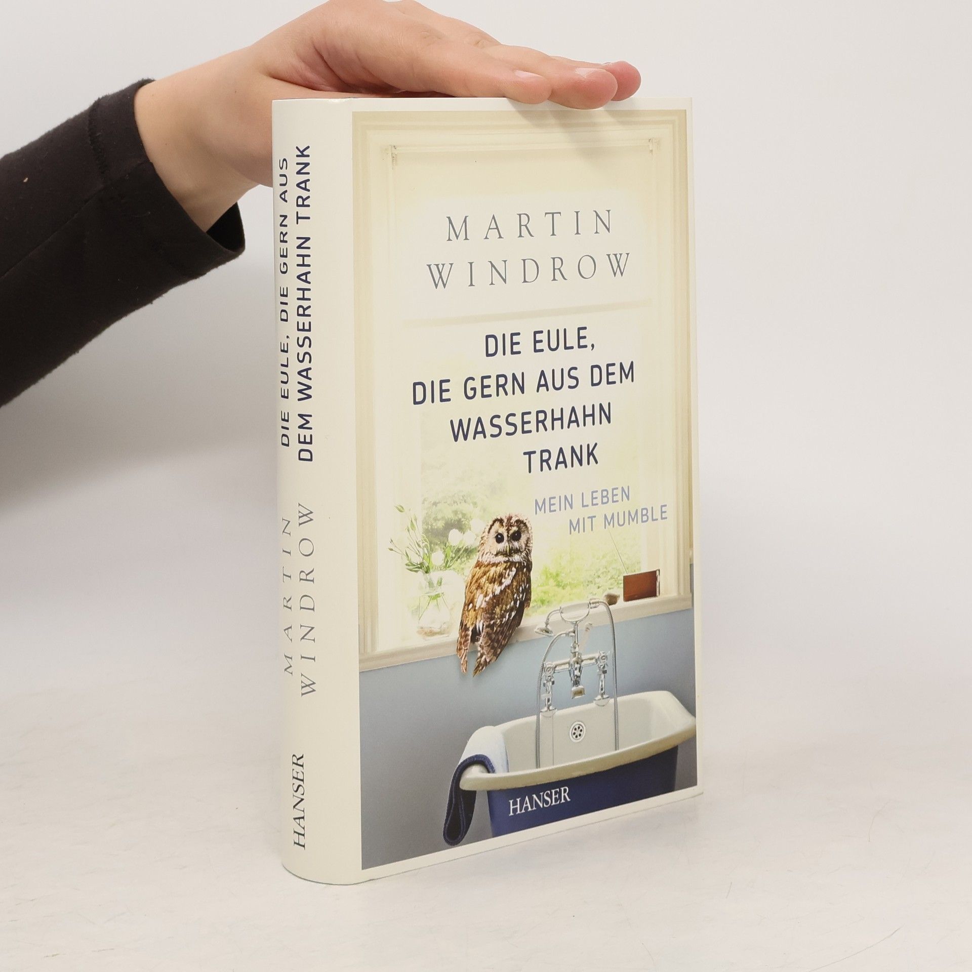 Die Eule, die gern aus dem Wasserhahn trank