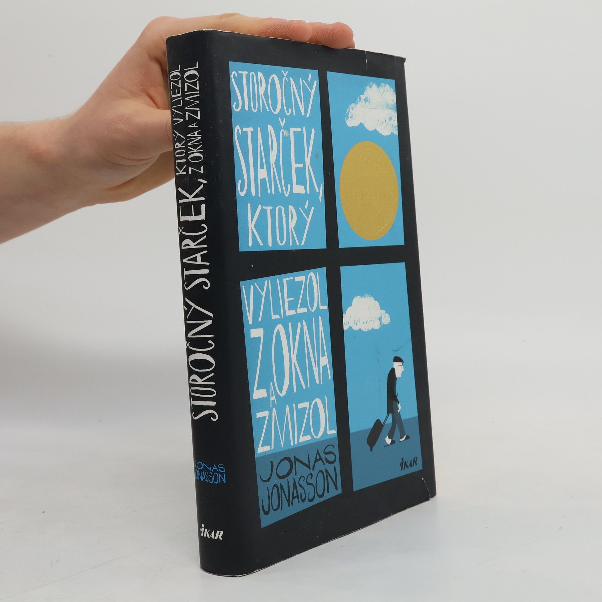 Jonas Jonasson Storočný starček, ktorý vyliezol z okna a zmizol