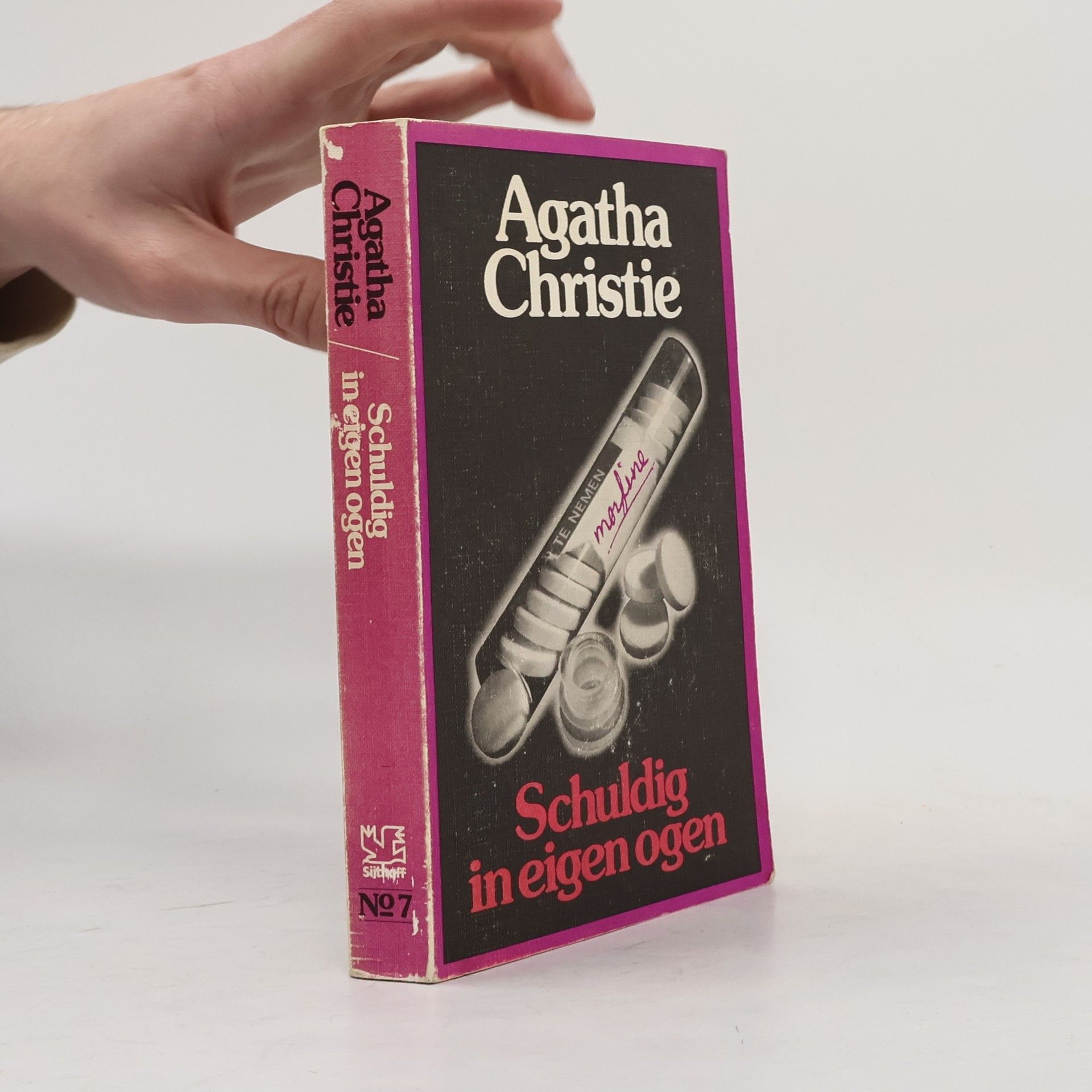 Agatha Christie Schuldig in eigen ogen