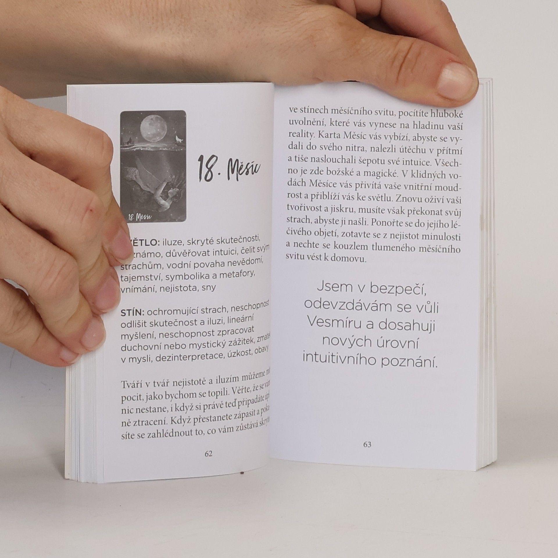 Kateřina Česalová Tarot světla a stínu