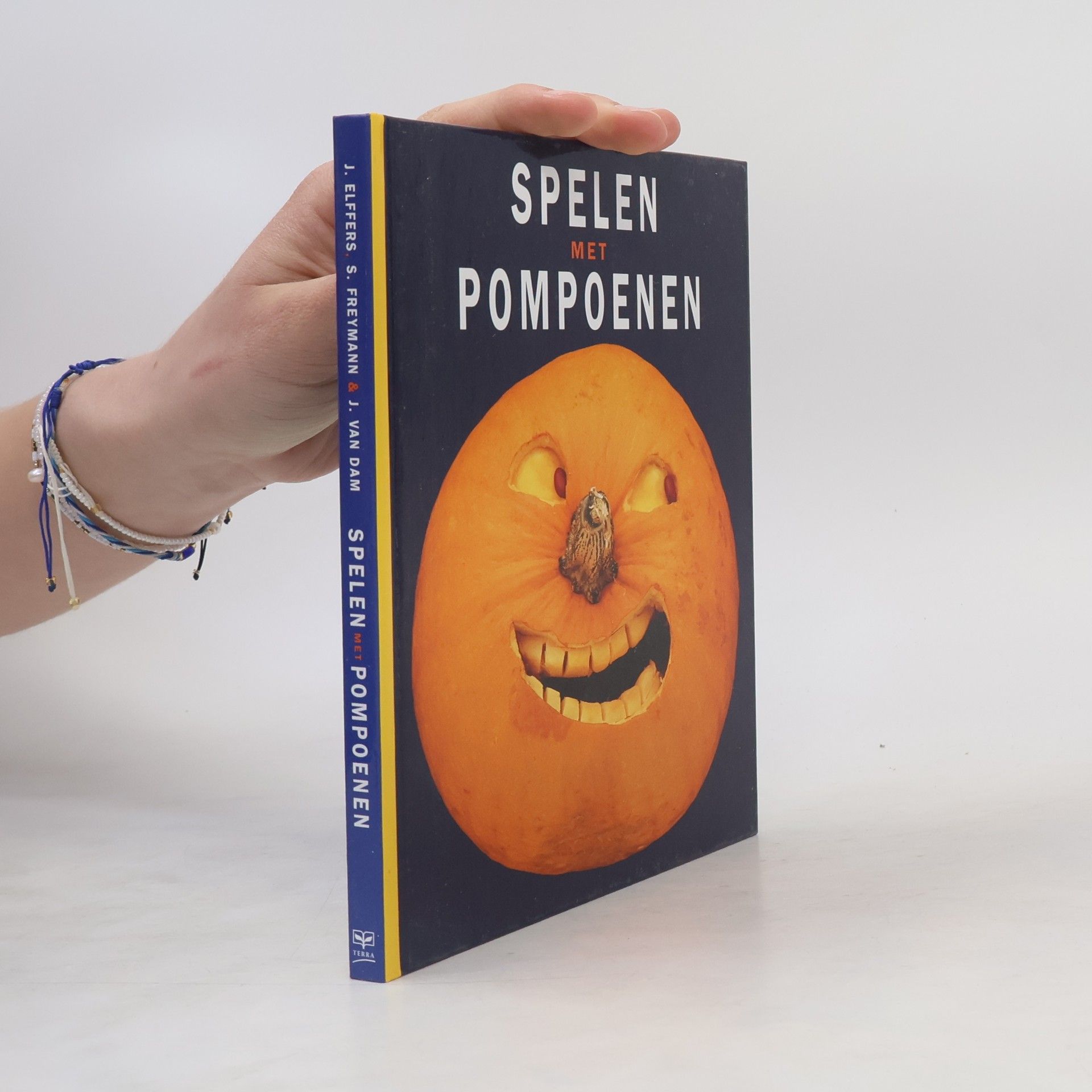 Spelen met pompoenen