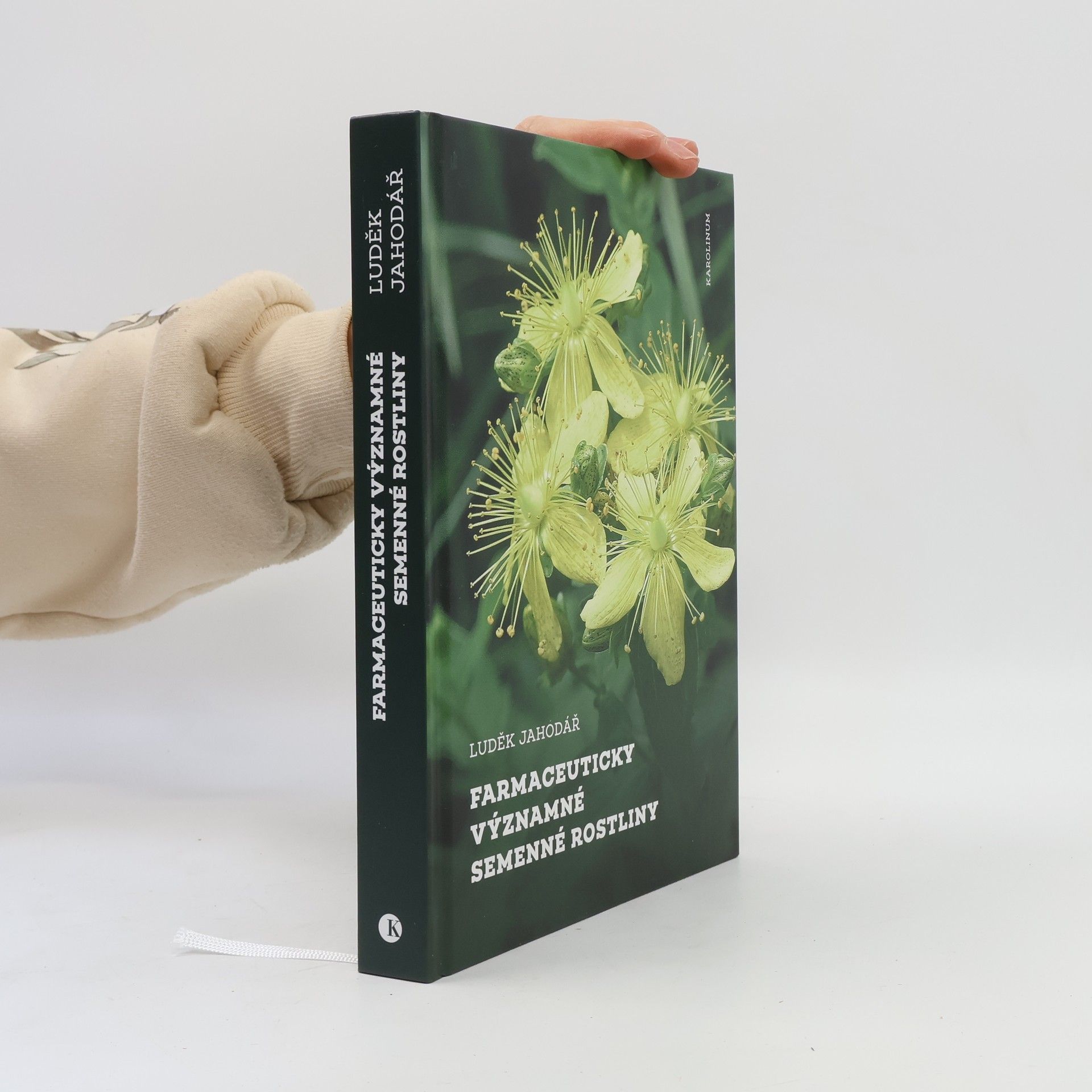 Luděk Jahodář Farmaceuticky významné semenné rostliny