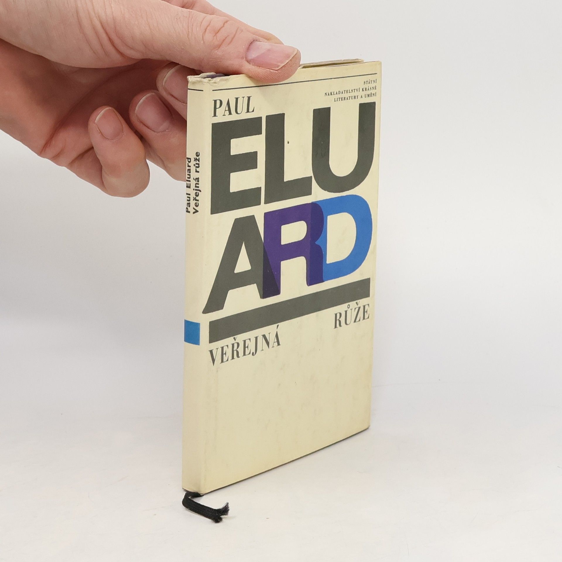 Paul Éluard Veřejná růže