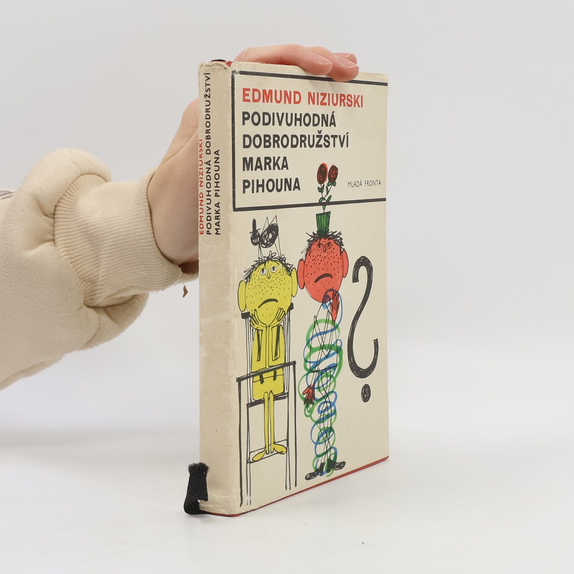 Edmund Niziurski Podivuhodná dobrodružství Marka Pihouna