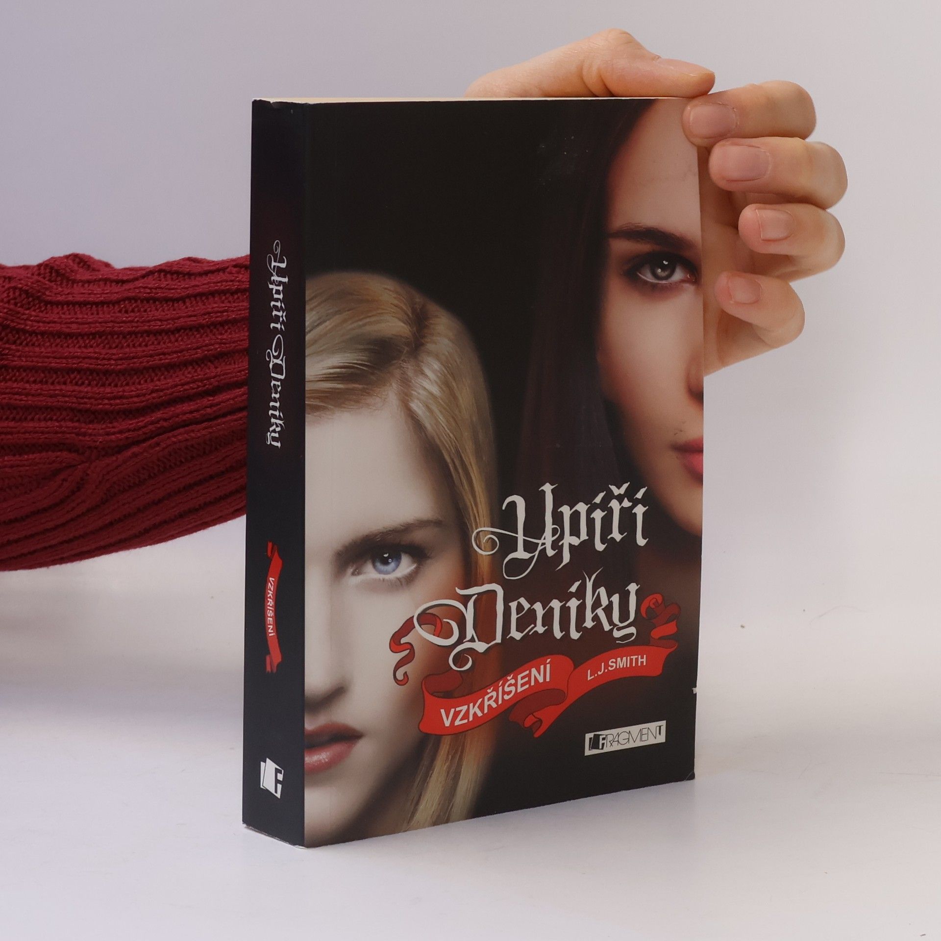 Lisa J. Smith Upíří deníky. Vzkříšení