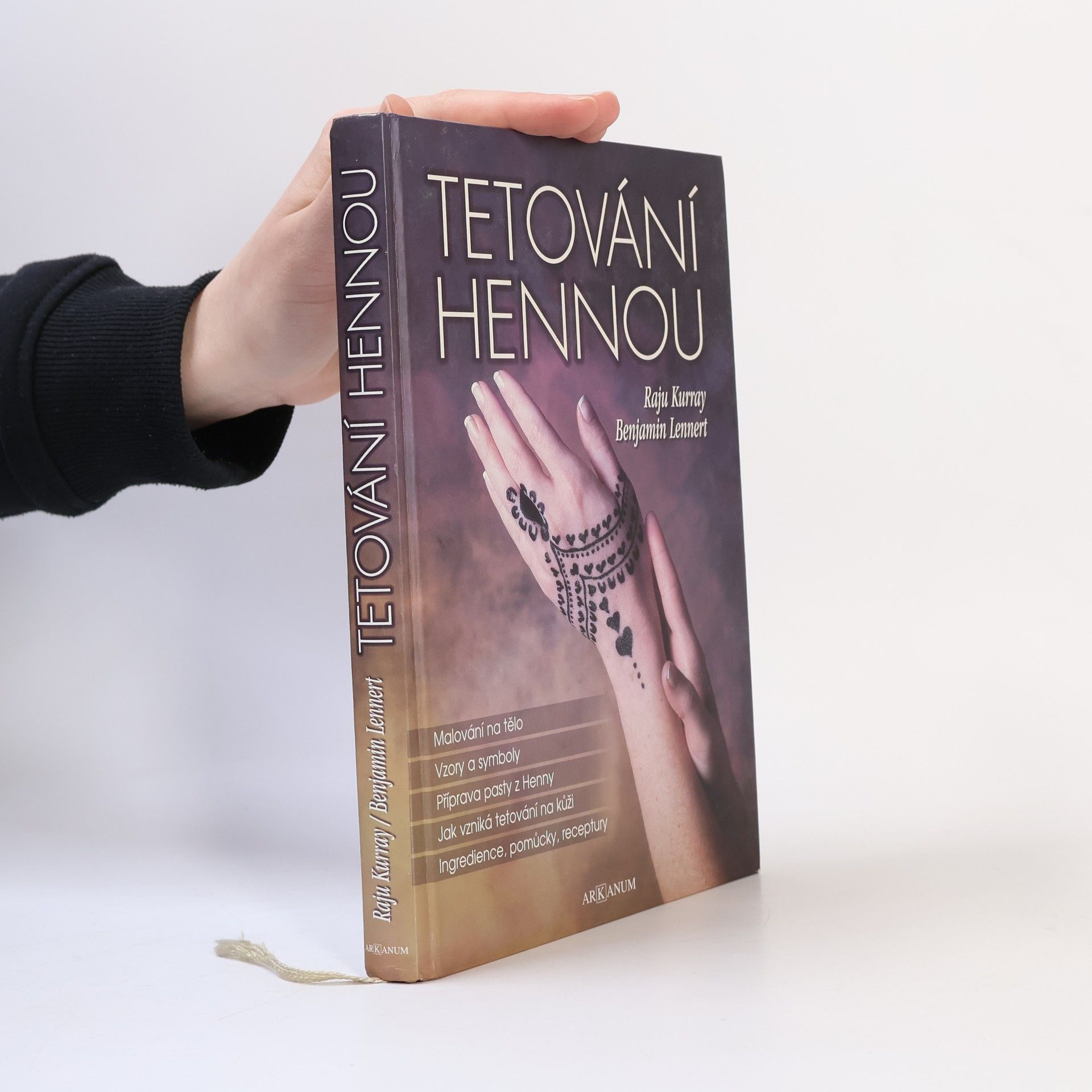 Benjamin Lennert Tetování Hennou