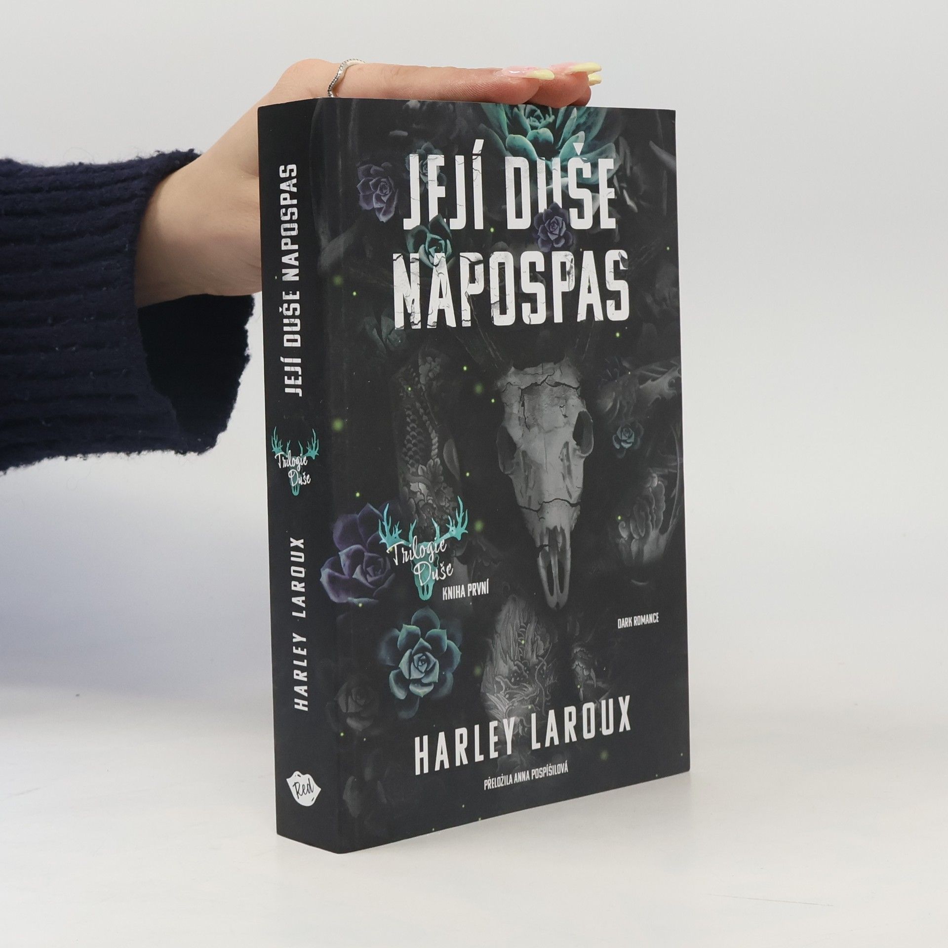 Harley Laroux Její duše napospas