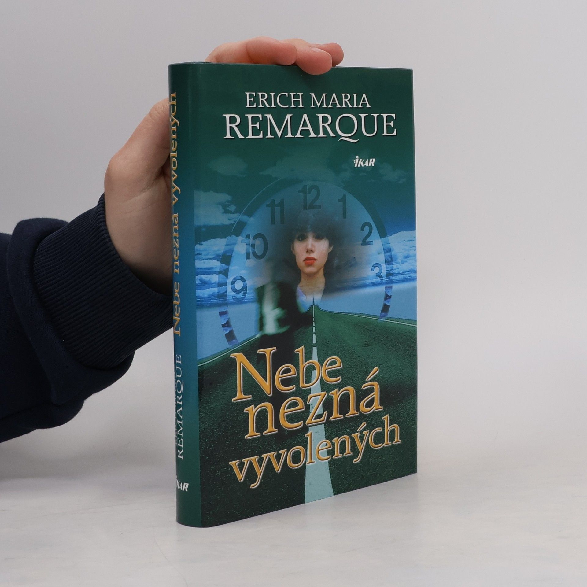 Erich Maria Remarque Nebe nezná vyvolených