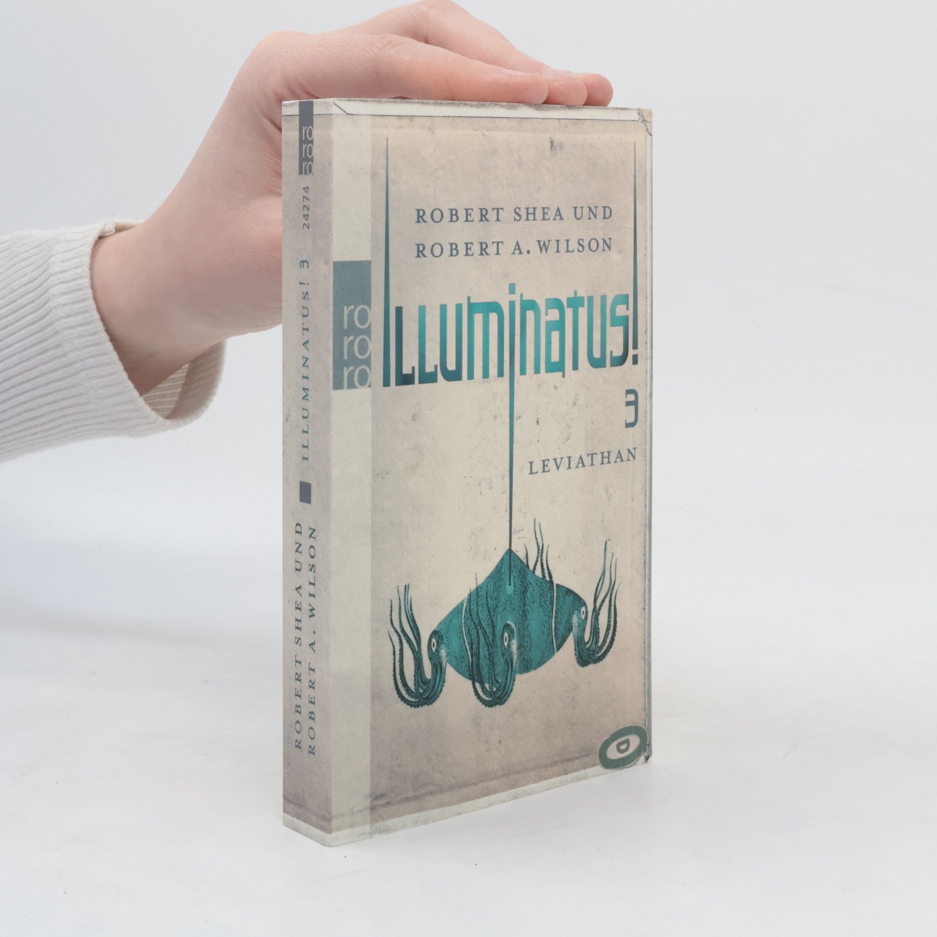 Robert Shea Illuminatus! 3