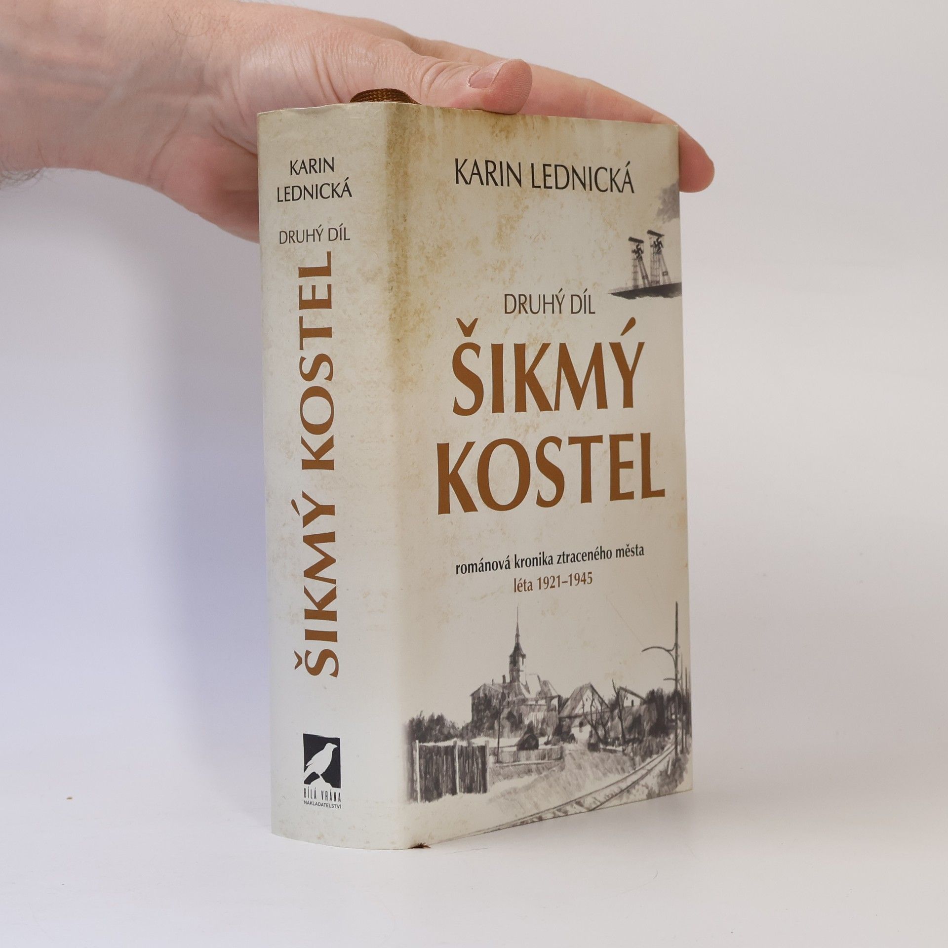 Karin Lednická Šikmý kostel 2