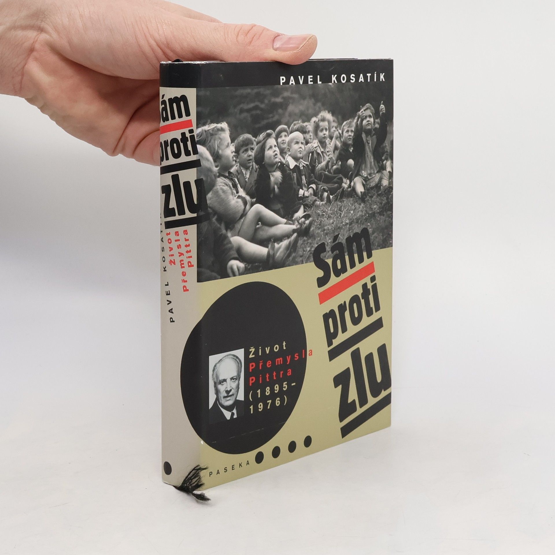 Pavel Kosatík Sám proti zlu