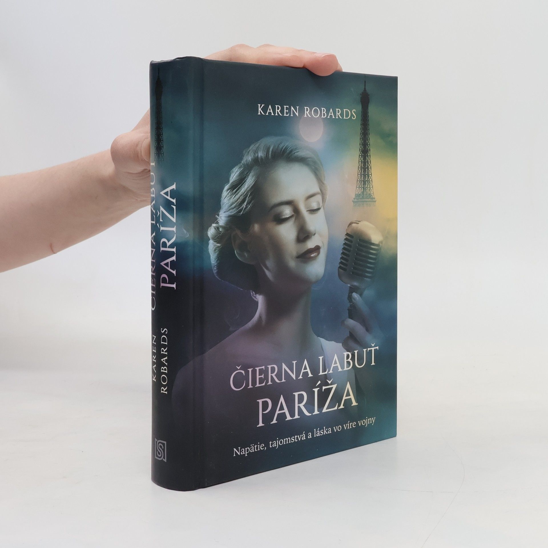 Karen Robards Čierna labuť Paríža