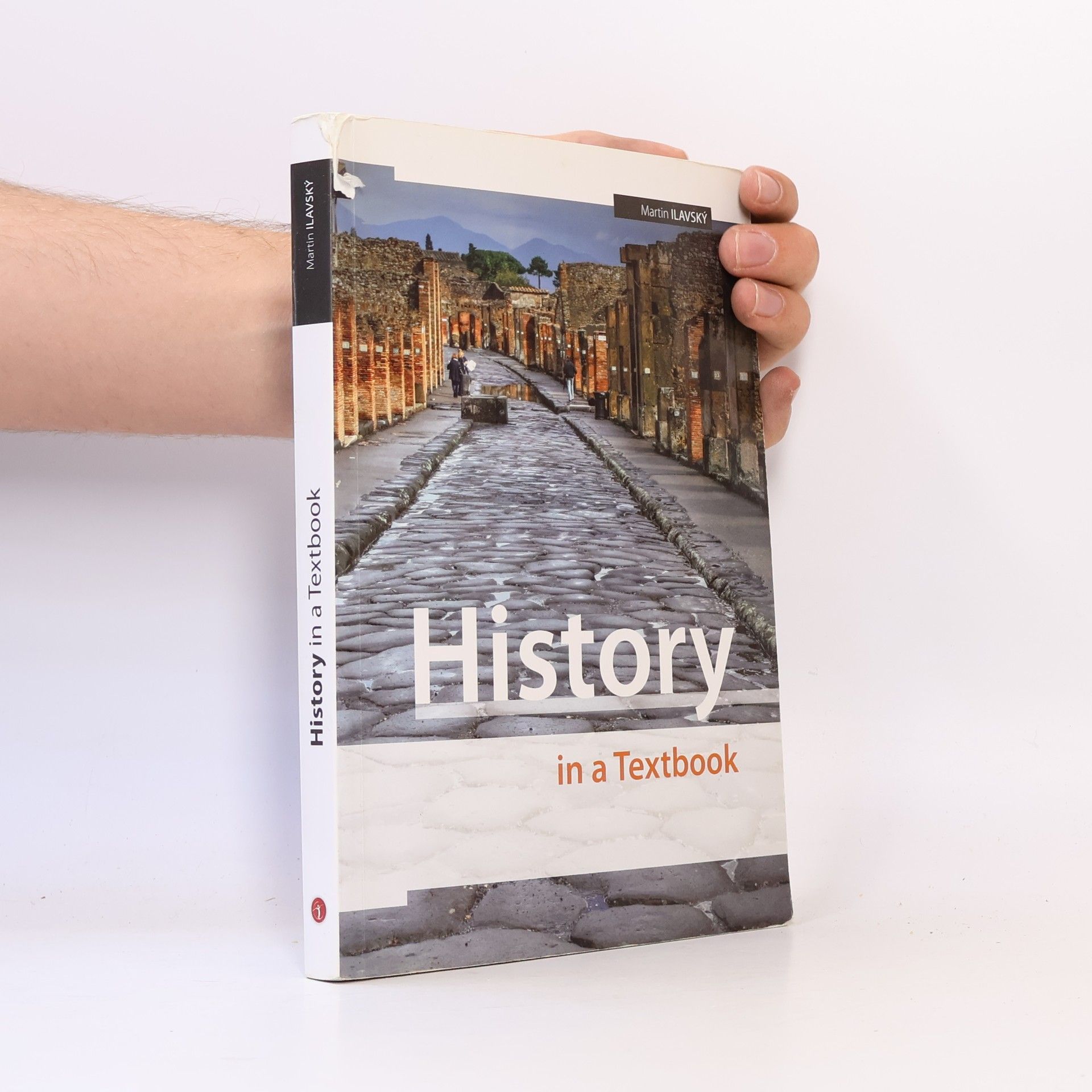 Collectif d'auteurs History in a Textbook
