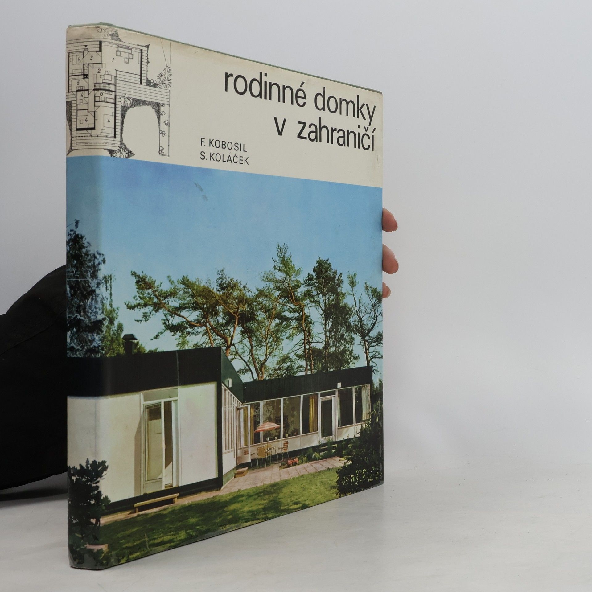Stanislav Koláček Rodinné domky v zahraničí