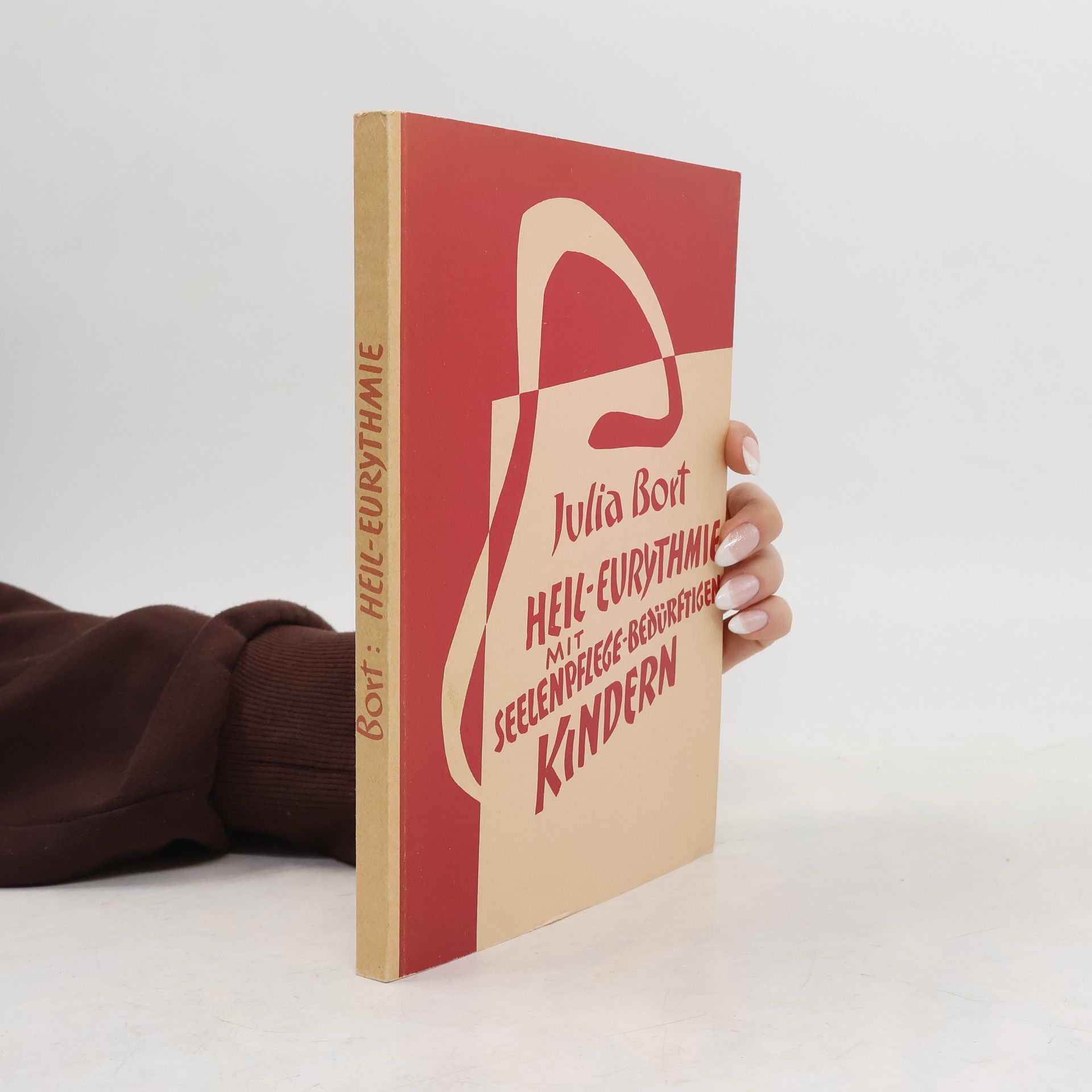 Julia Bort Heil-Eurythmie mit Seelenpflege-bedürftigen Kindern