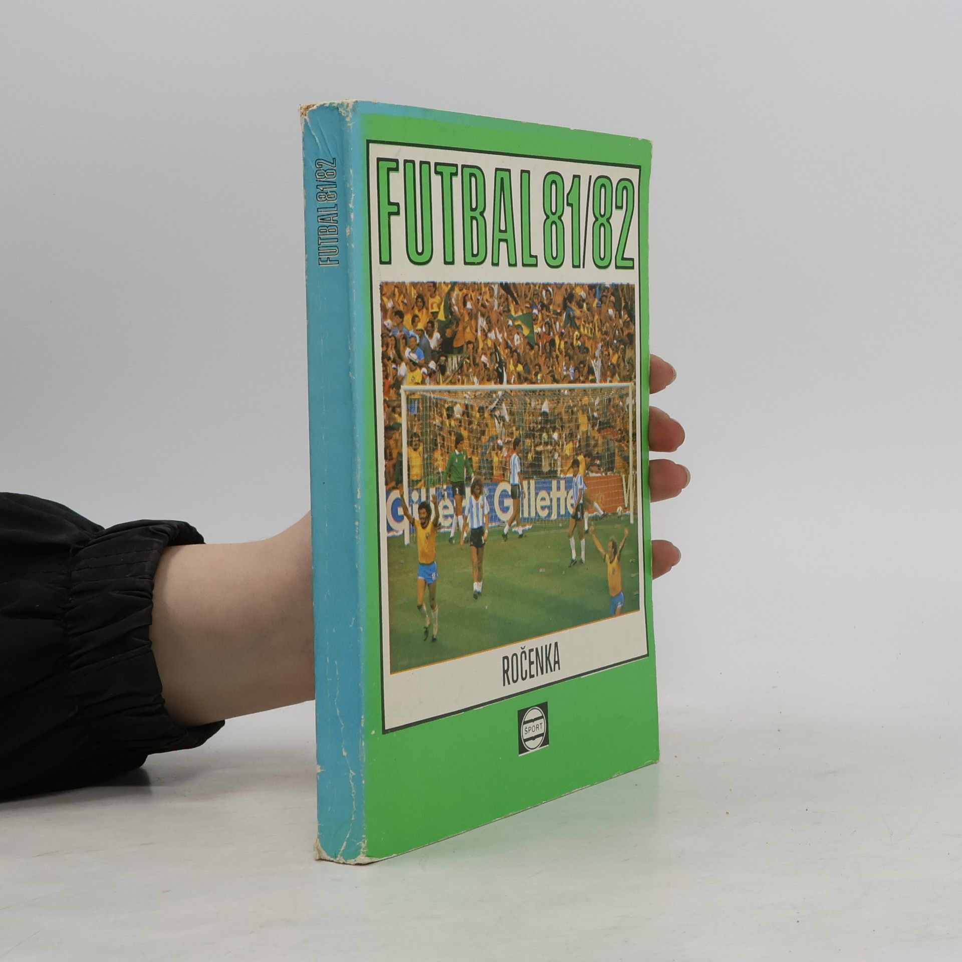 Autorenkollektiv Futbal 81/82 ročenka