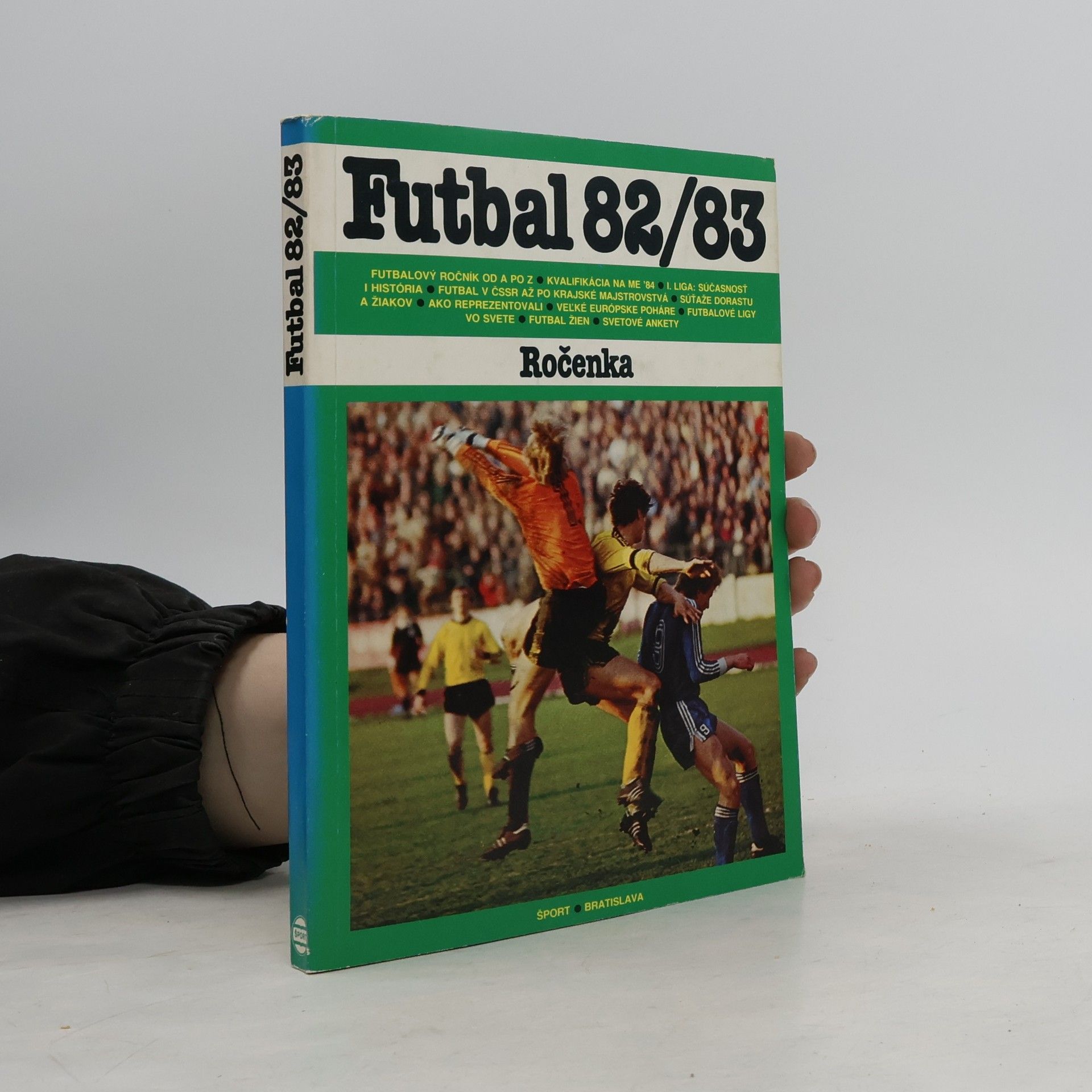 AA.VV. Futbal 82/83 ročenka
