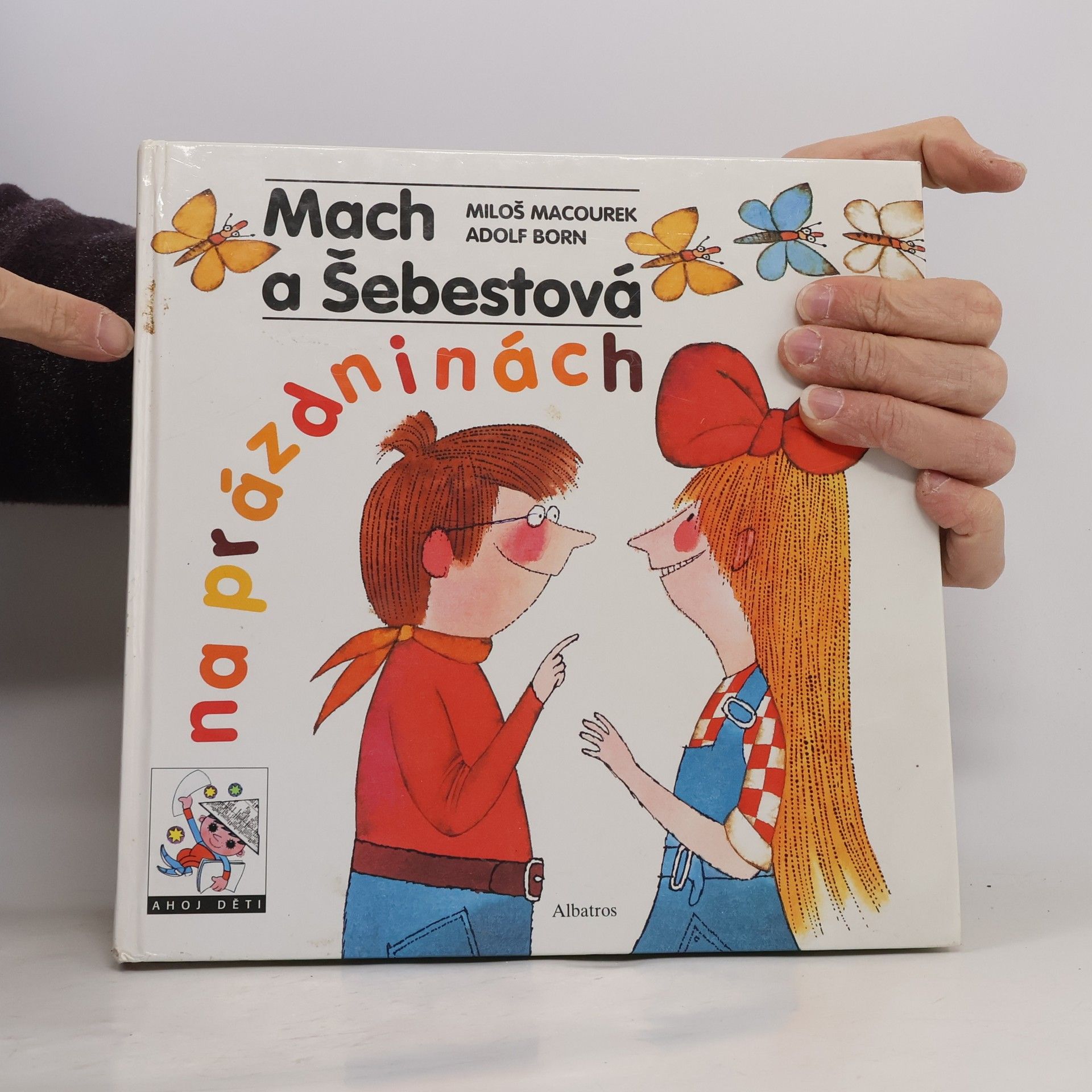 Miloš Macourek Mach a Šebestová na prázdninách