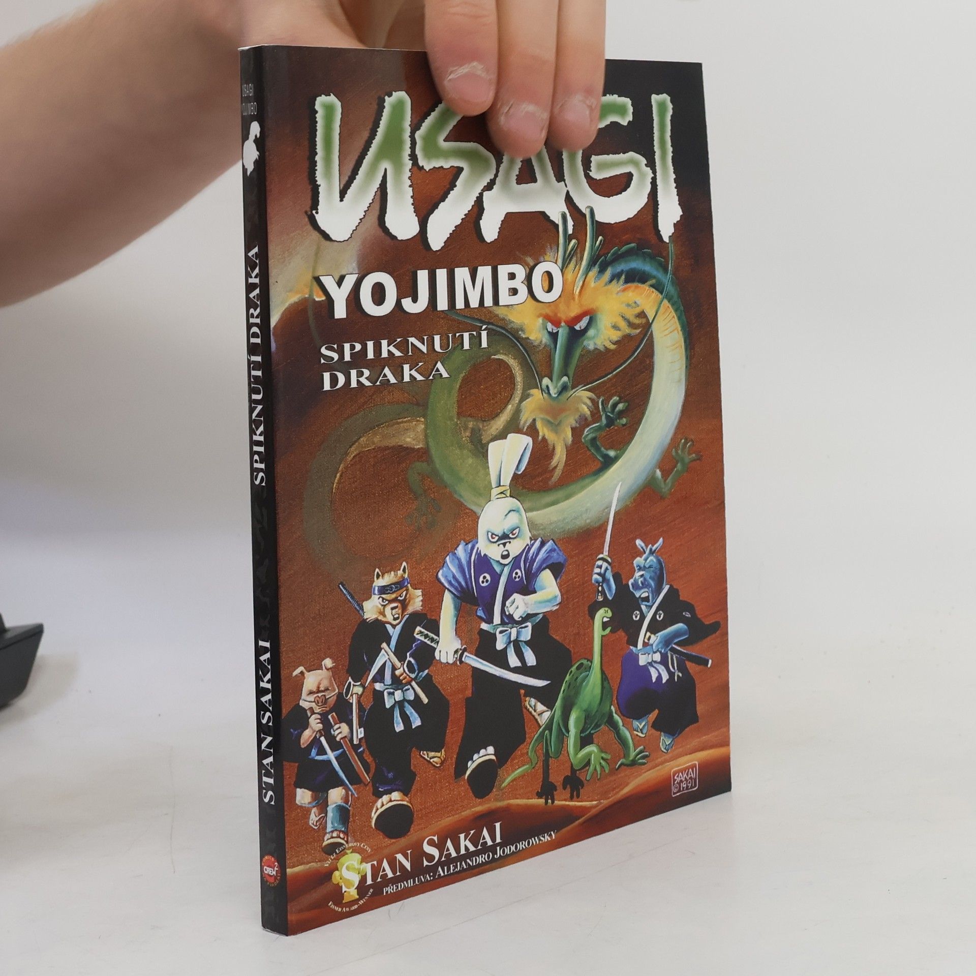 Stan Sakai Usagi Yojimbo. Spiknutí draka