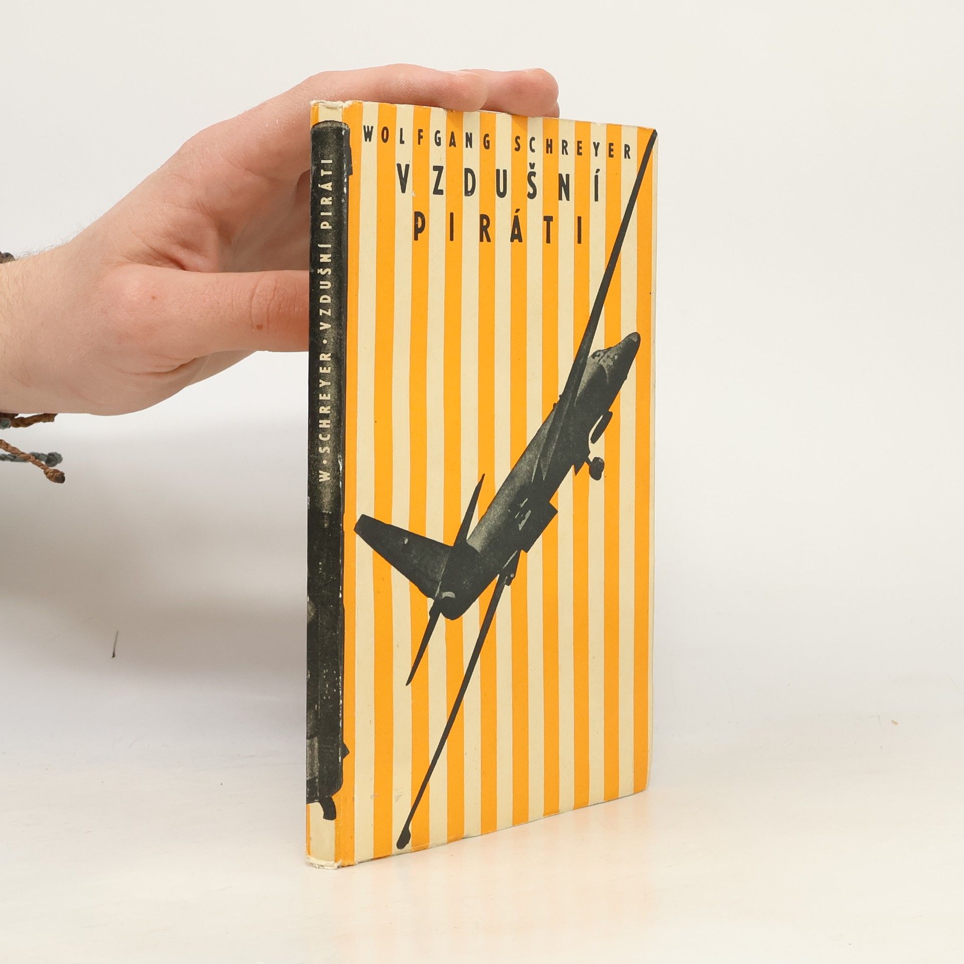 Wolfgang Schreyer Vzdušní piráti
