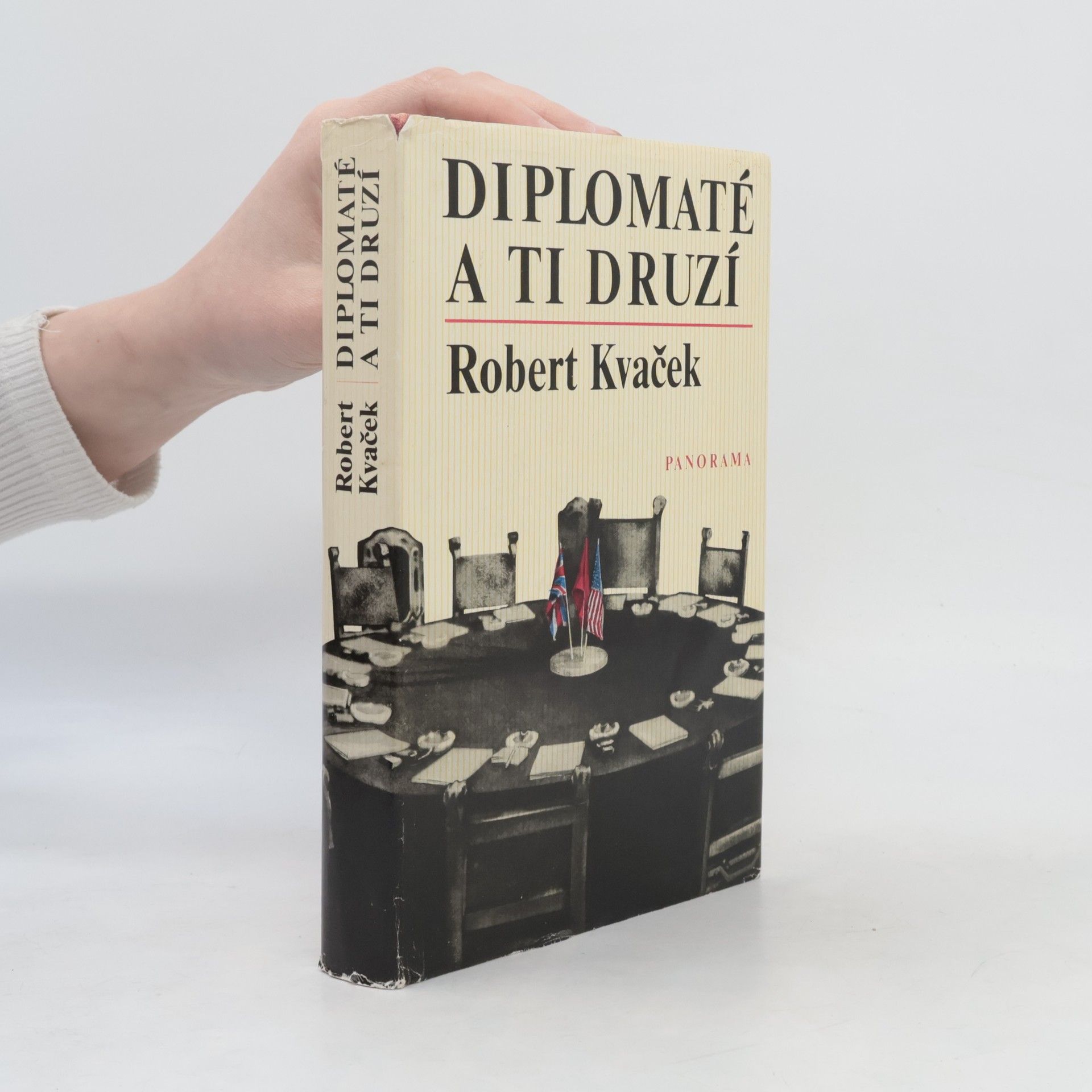 Robert Kvaček Diplomaté a ti druzí