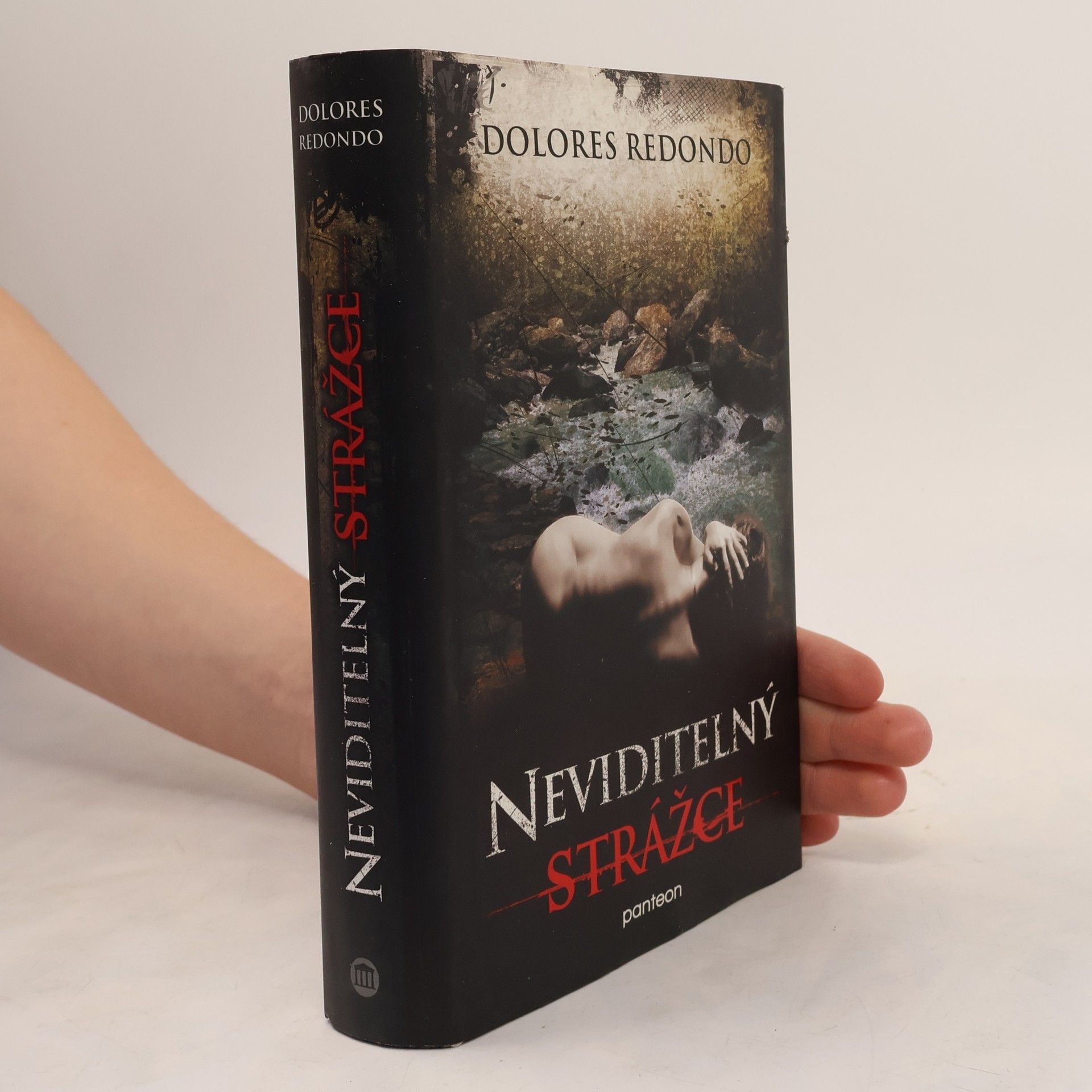 Dolores Redondo Neviditelný strážce