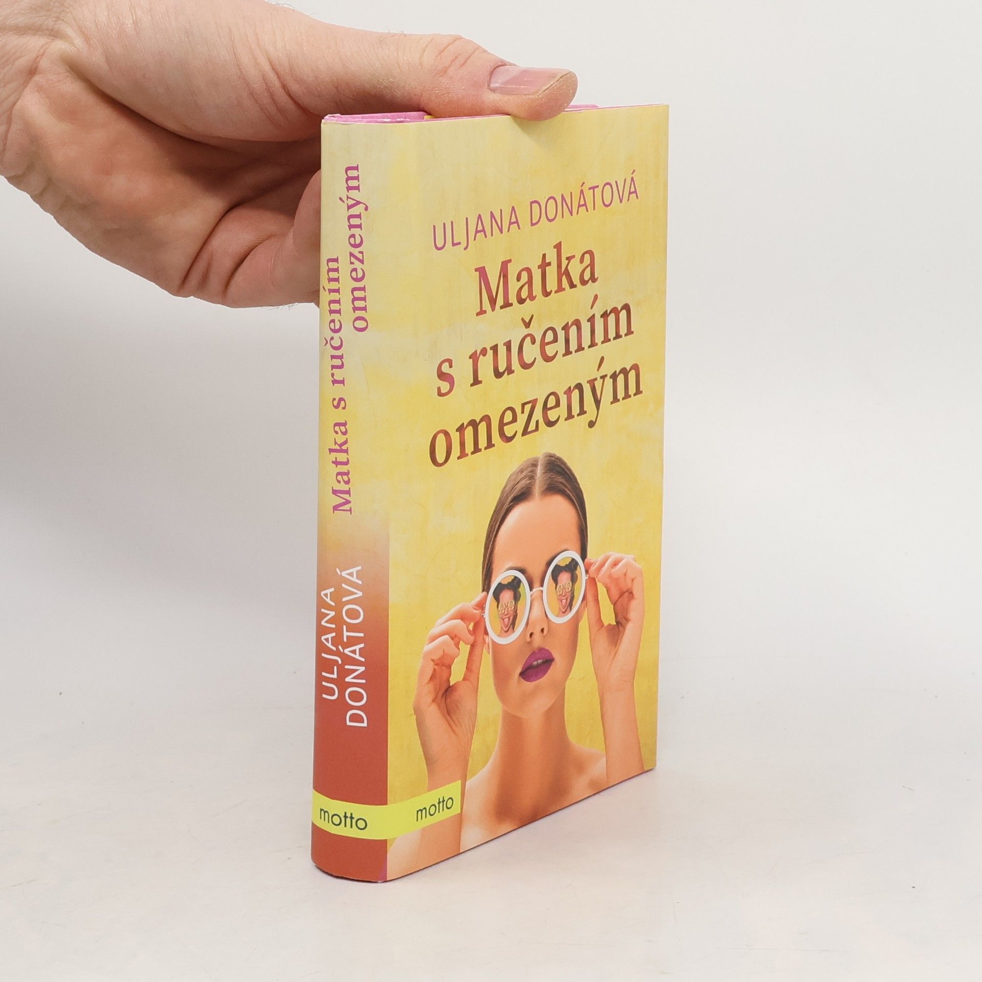 Uljana Donátová Matka s ručením omezeným