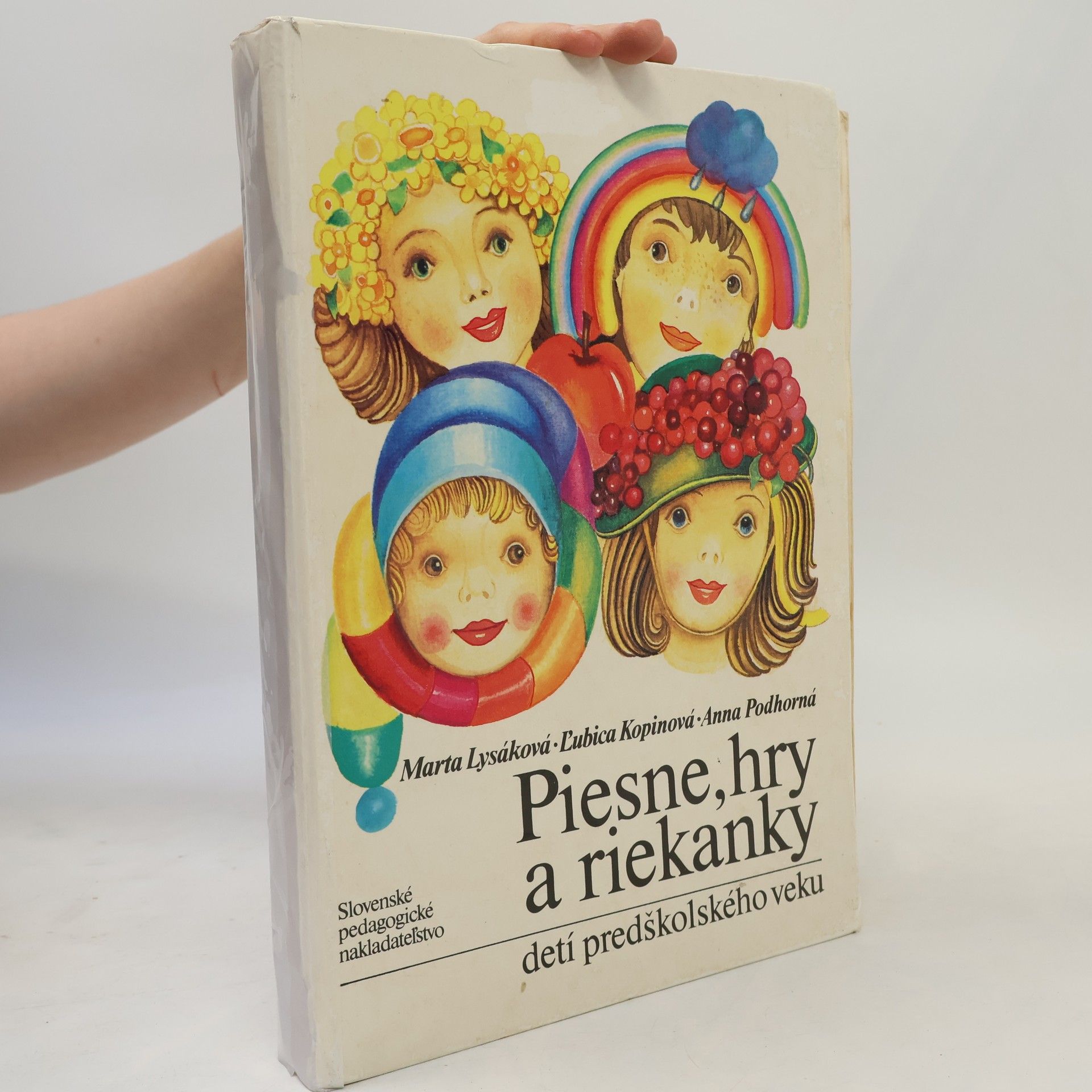 AA.VV. Piesne, hry a riekanky deti predškolského veku