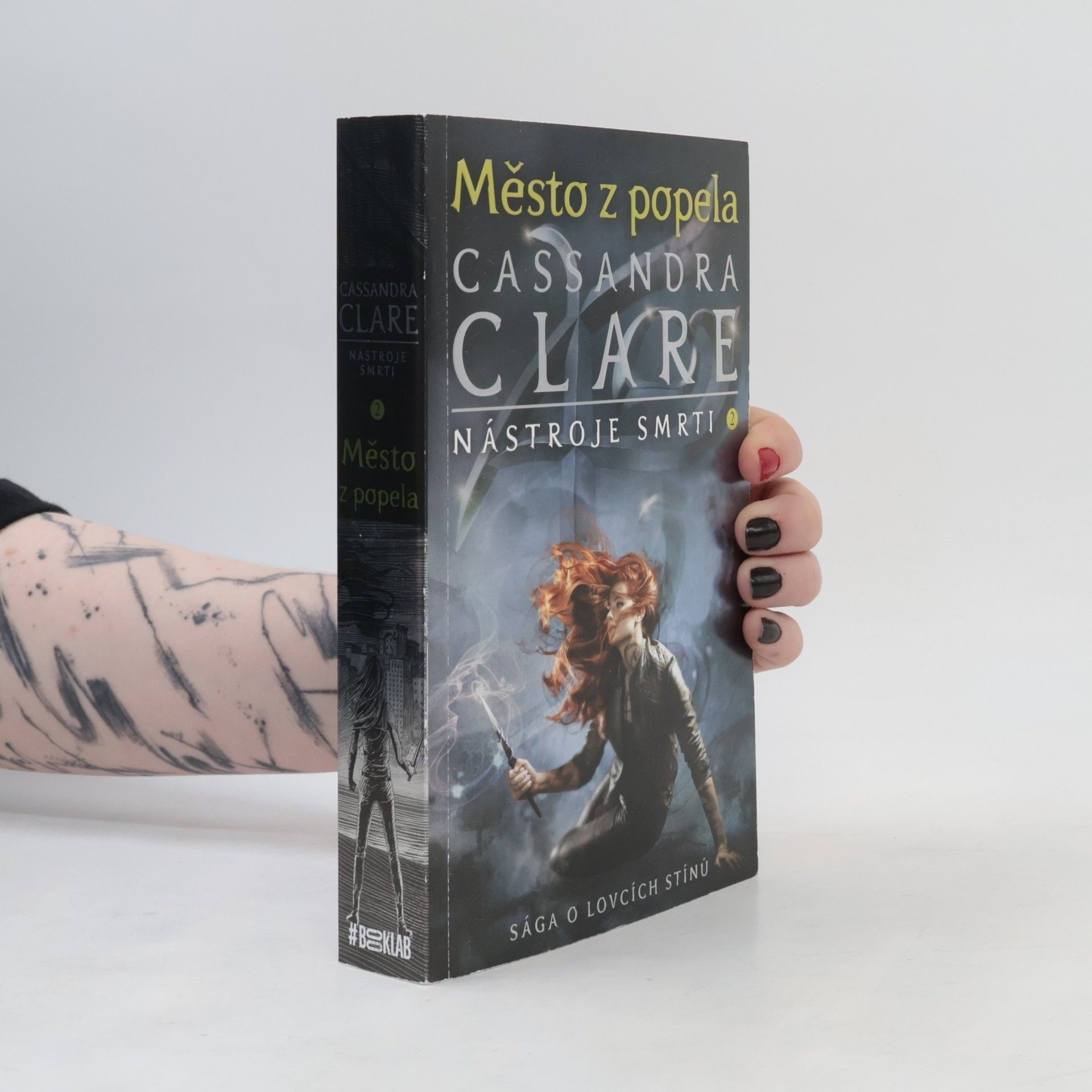 Cassandra Clare Nástroje smrti 2: Město z popela