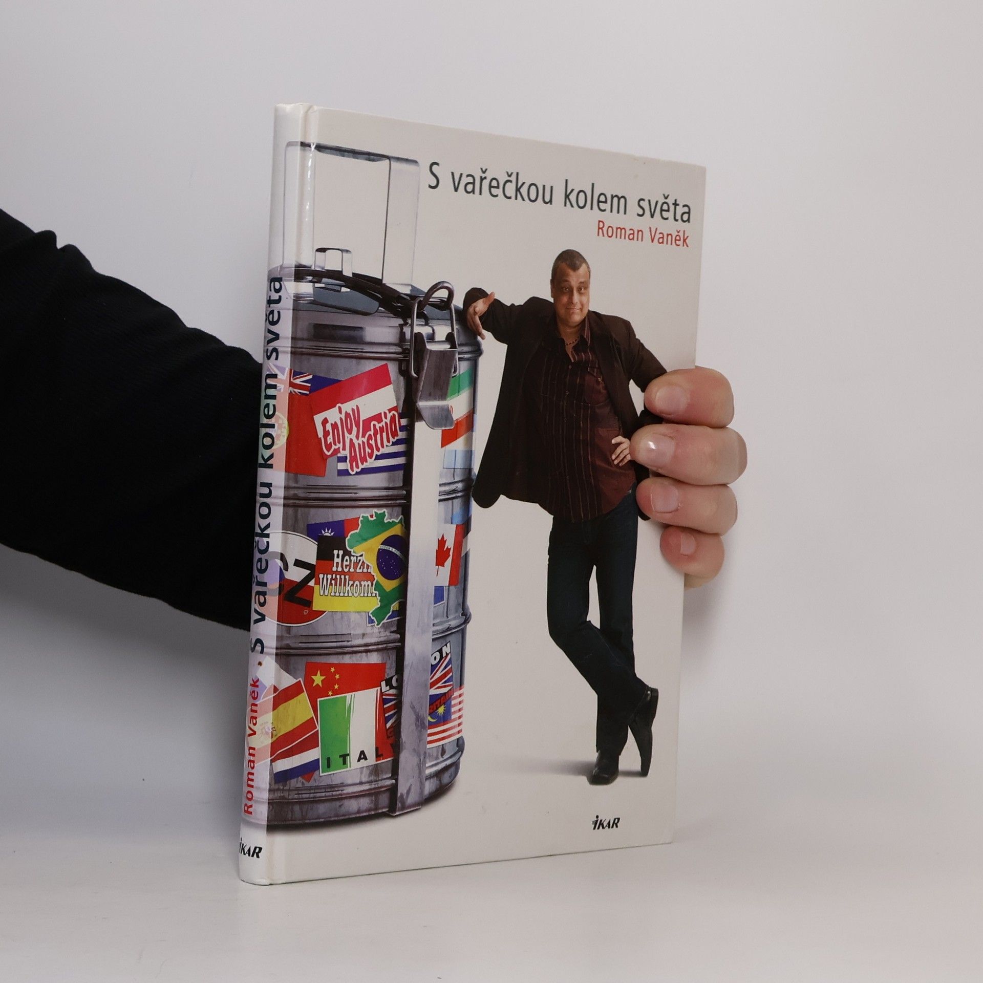 Roman Vaněk S vařečkou kolem světa