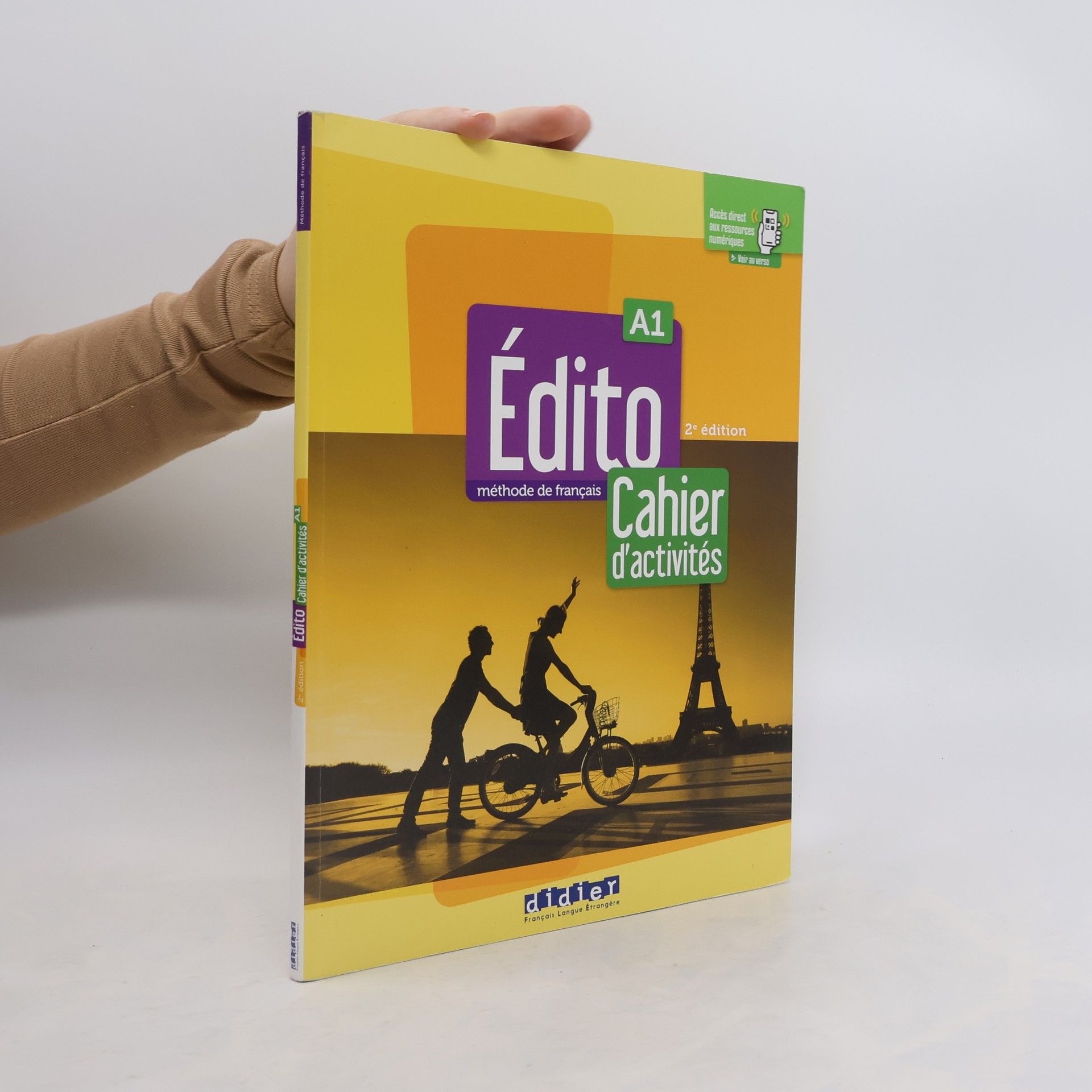 Julie Veldeman-Abry Édito A1