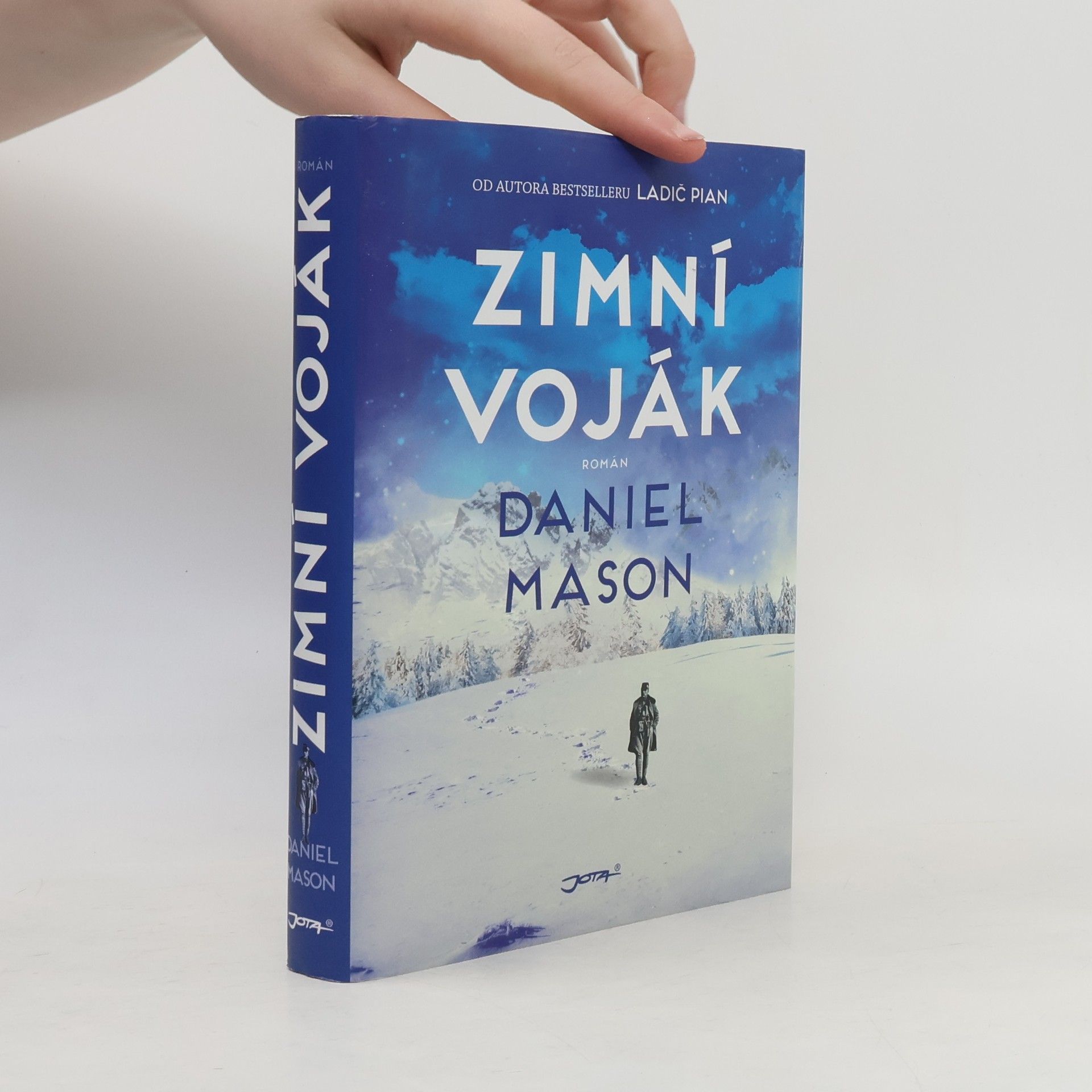 Daniel Mason Zimní voják