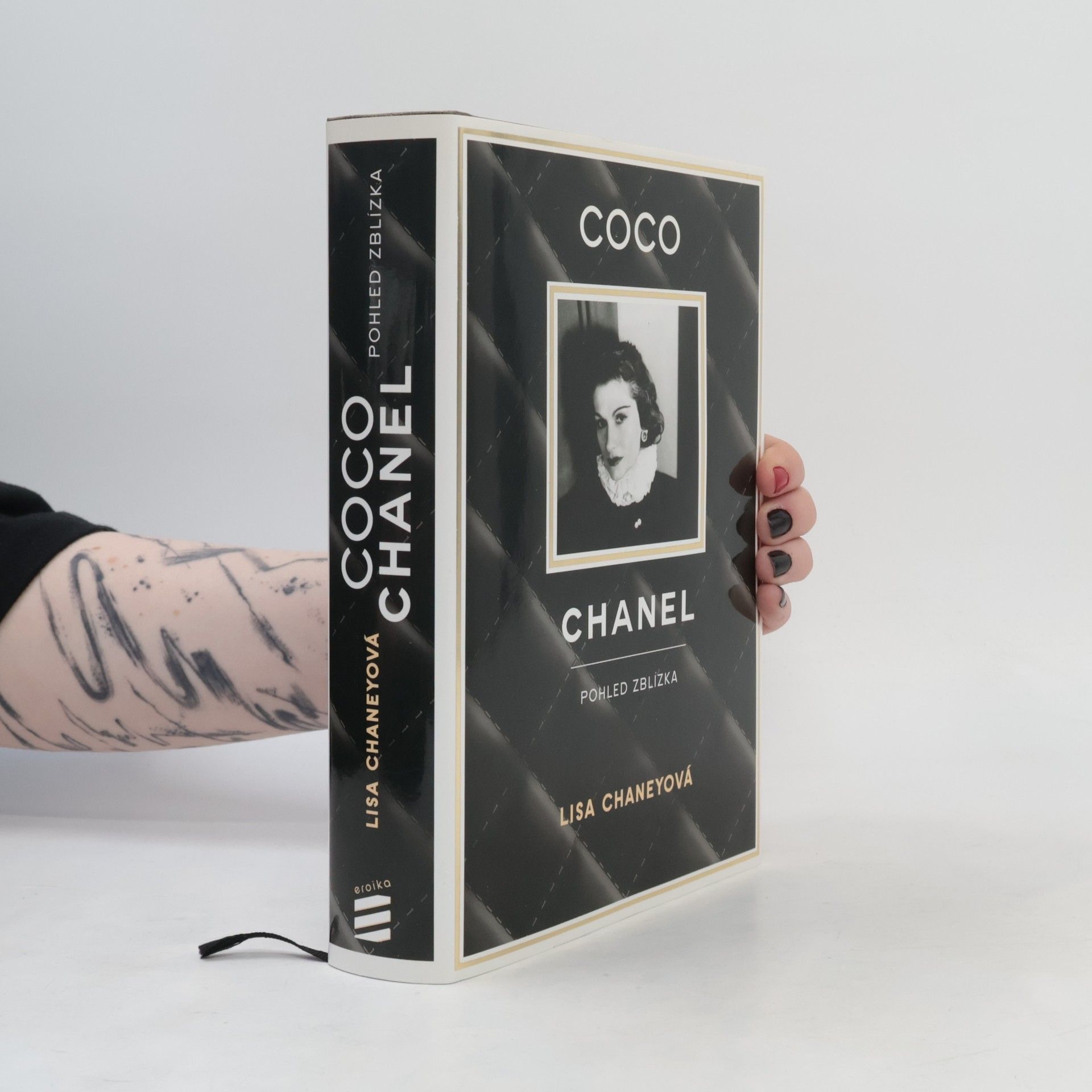 Lisa Chaney Coco Chanel