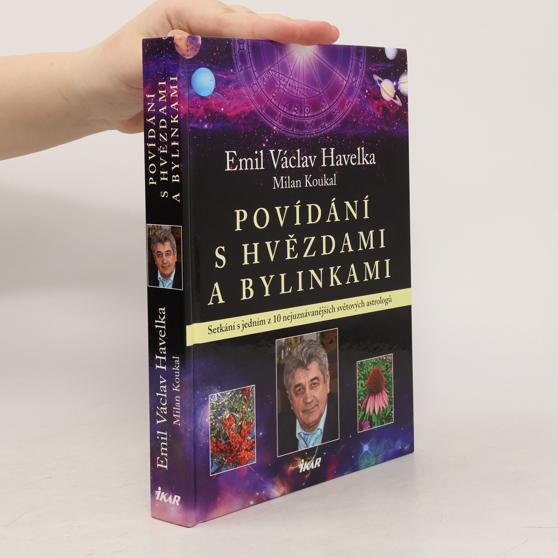Emil Václav Havelka Povídání s hvězdami a bylinkami: setkání s jedním z 10 nejuznávanějších světových astrologů