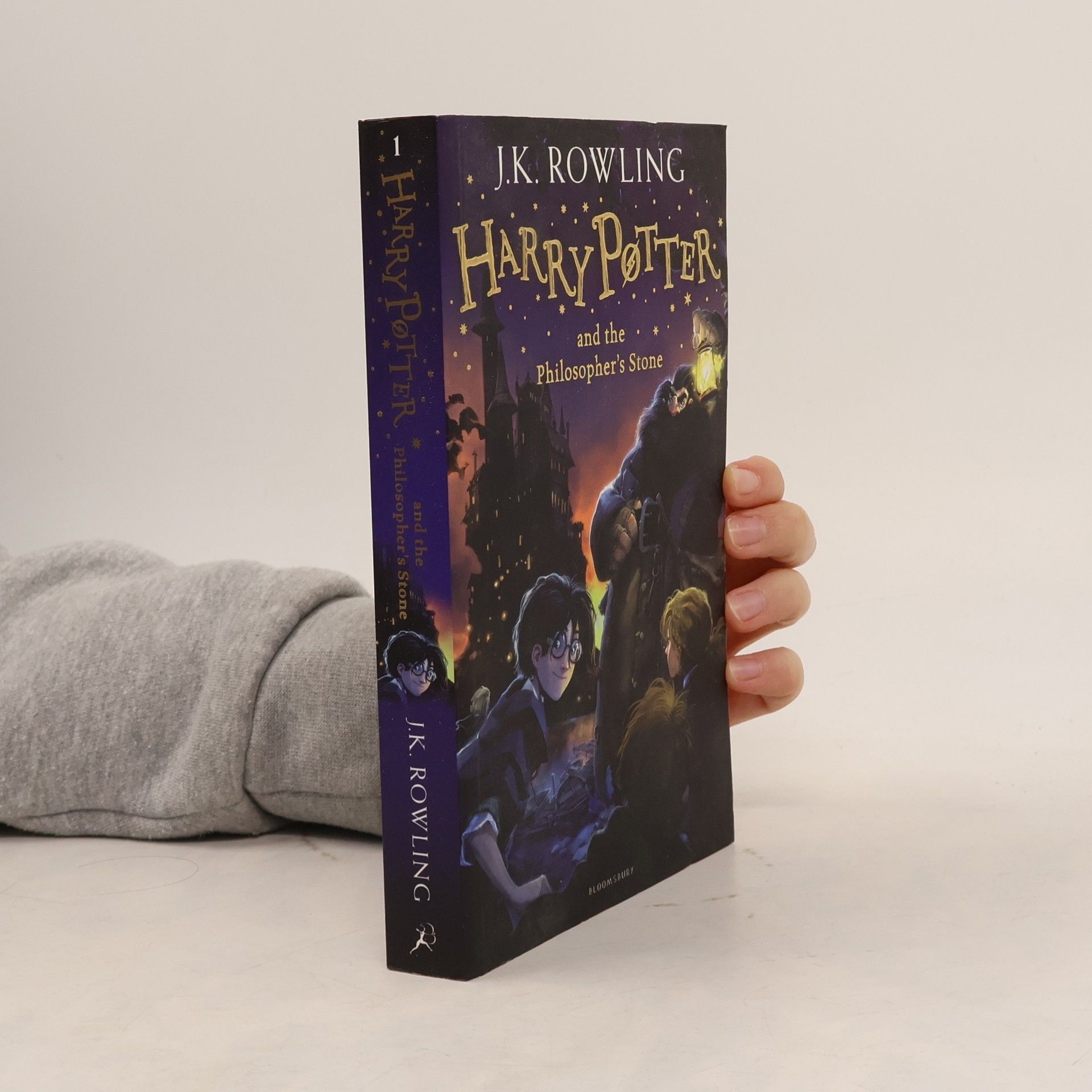 J. K. Rowling Harry Potter and The Philosopher's Stone
