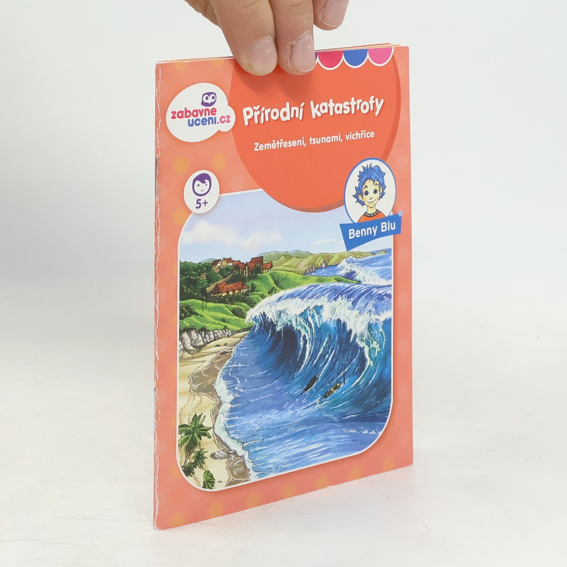 Přírodní katastrofy. Zemětřesení, tsunami, vichřice