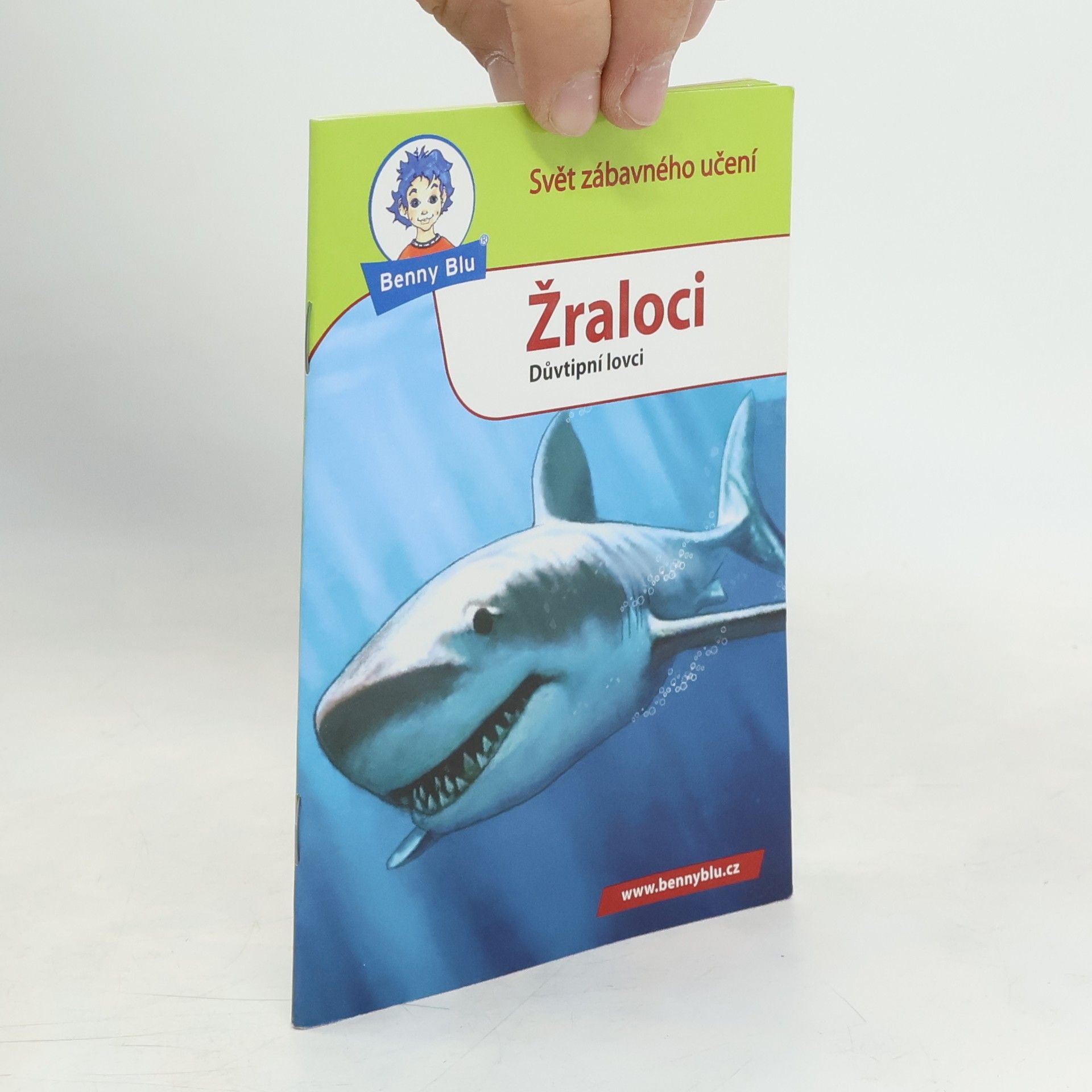 Žraloci - Důvtipní lovci