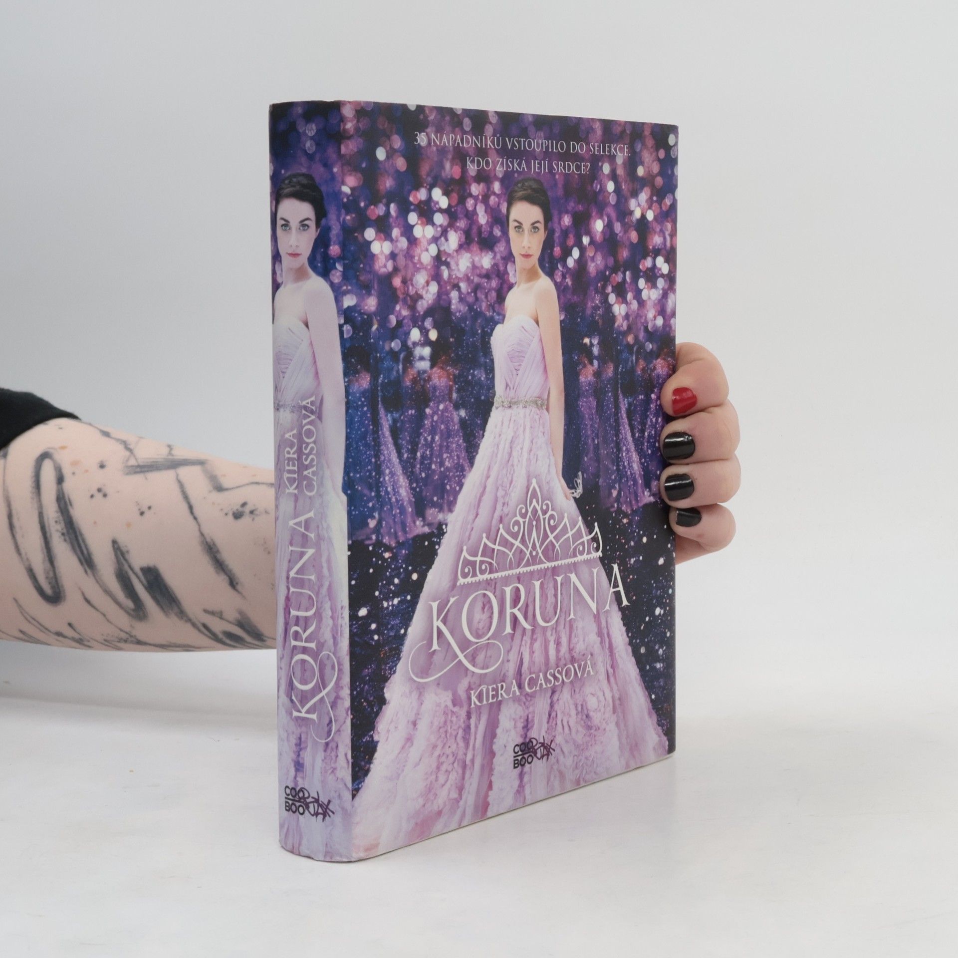 Kiera Cass Koruna