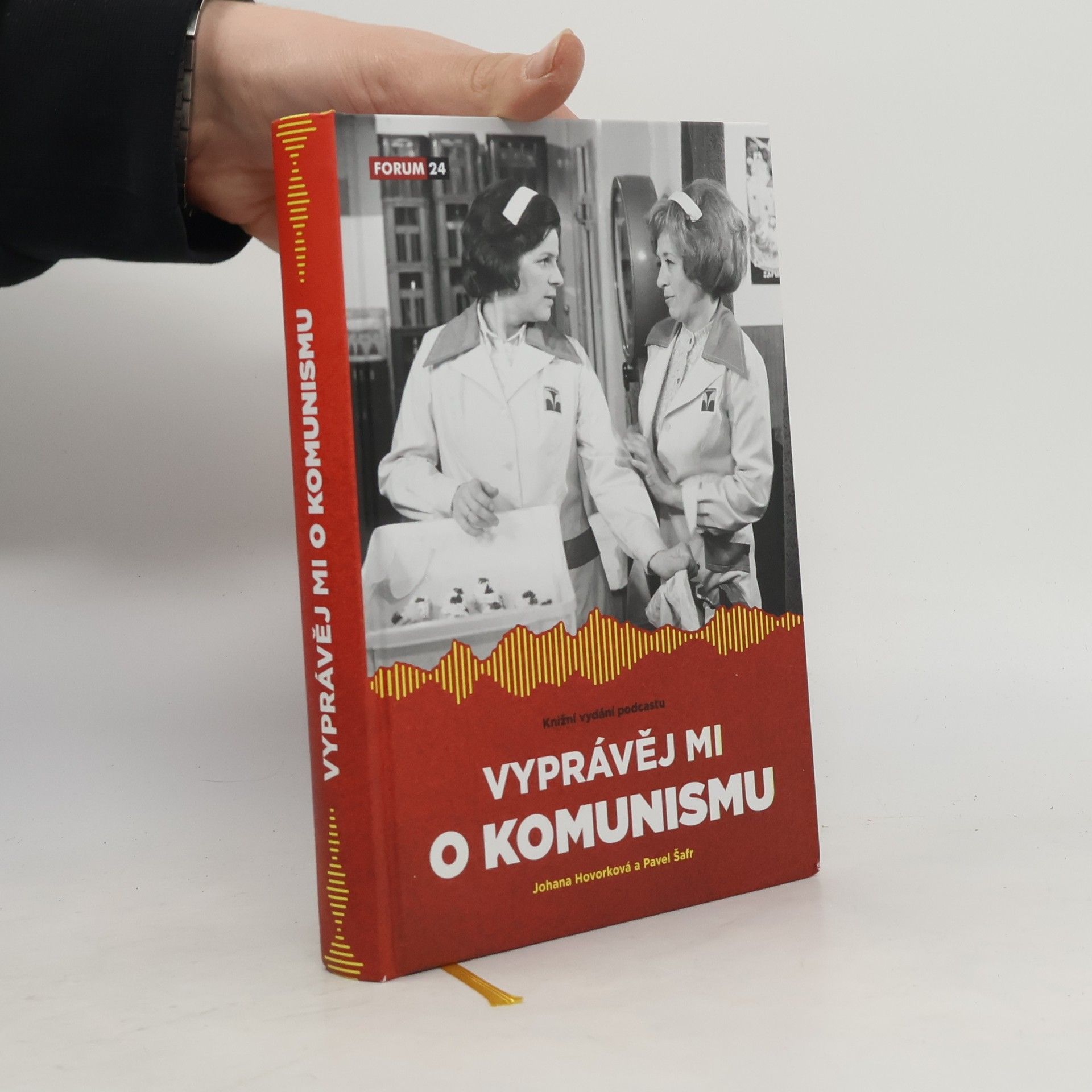 Vyprávěj mi o komunismu