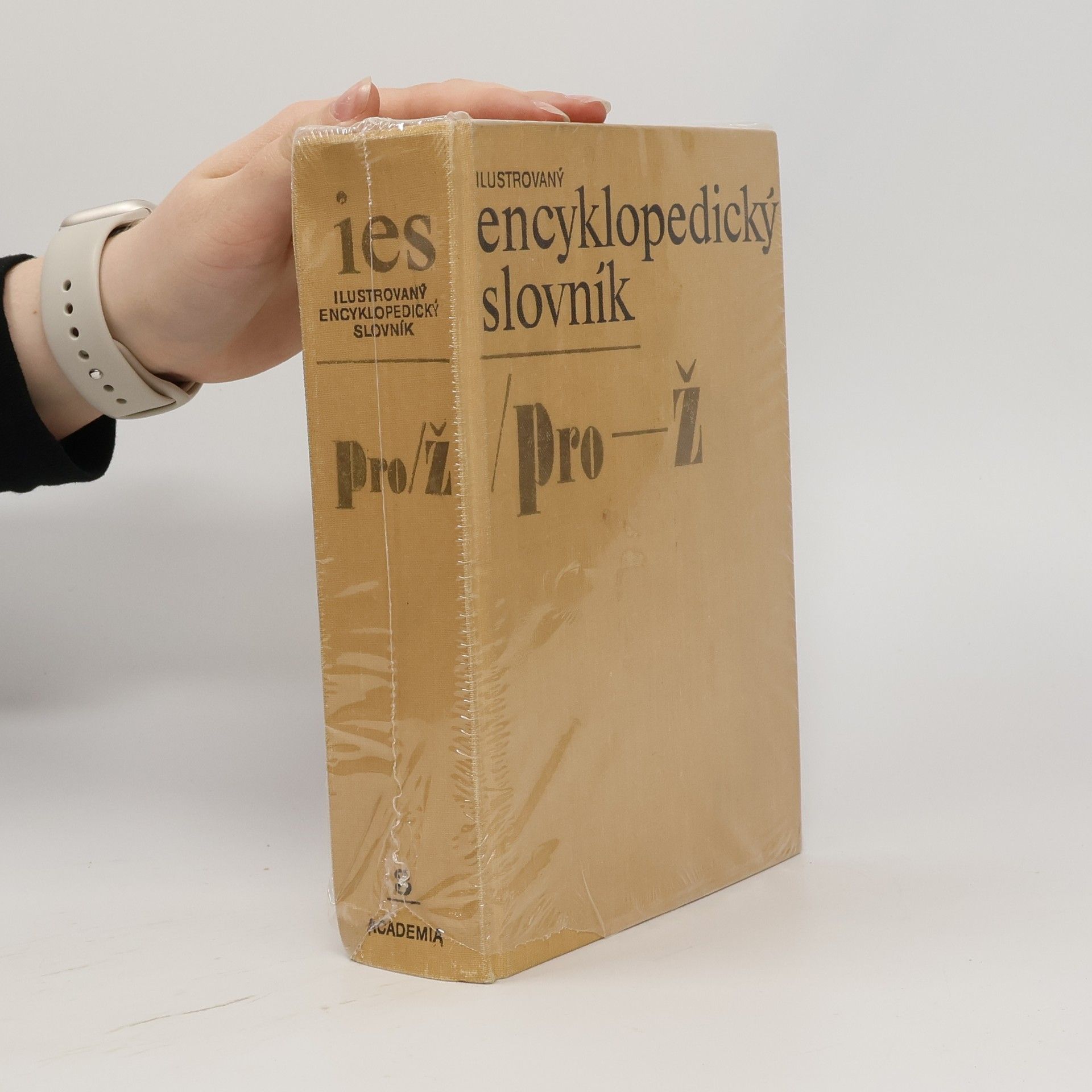 Various authors Ilustrovaný encyklopedický slovník 3. Pro-Ž